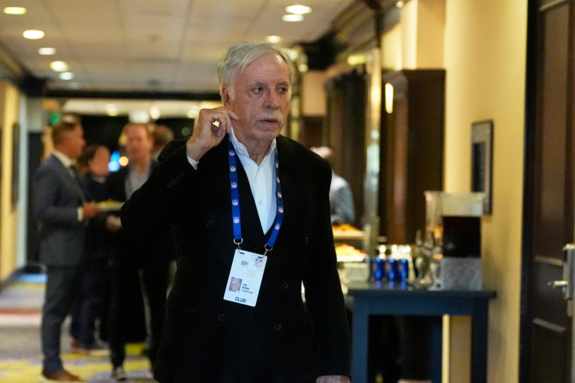 Stan Kroenke, nuevo propietaro de Los Angeles Angels. LAPRESSE