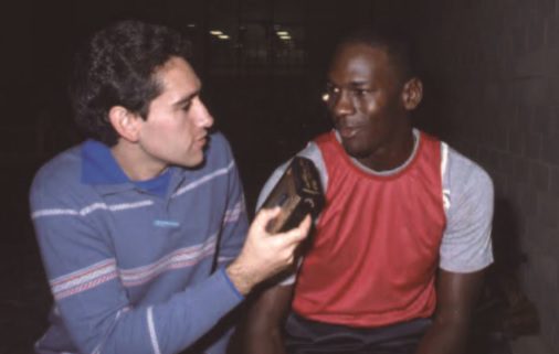Sixto Miguel Serrano entrevistando a Michael Jordan