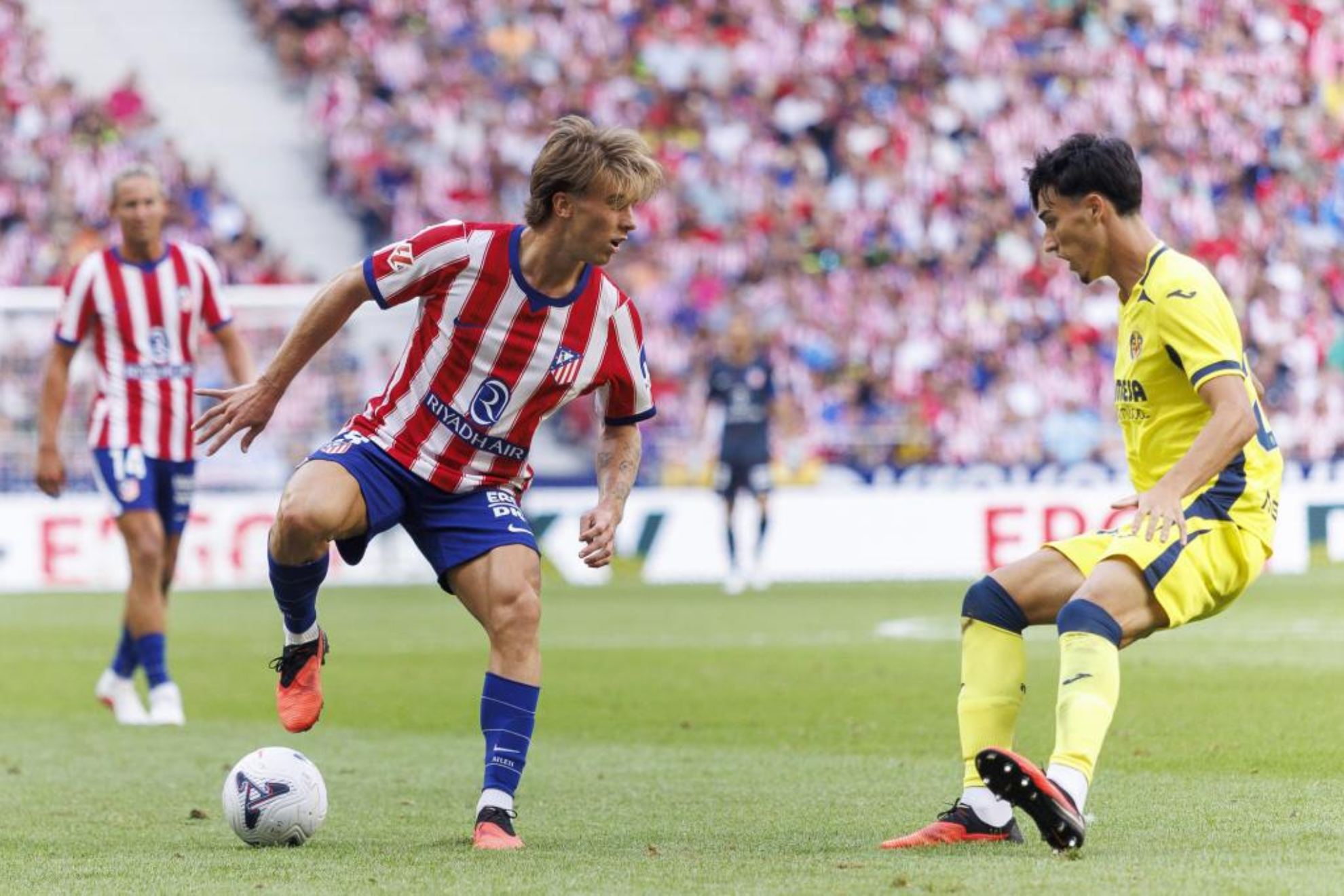 Barrios, ante el Villarreal.