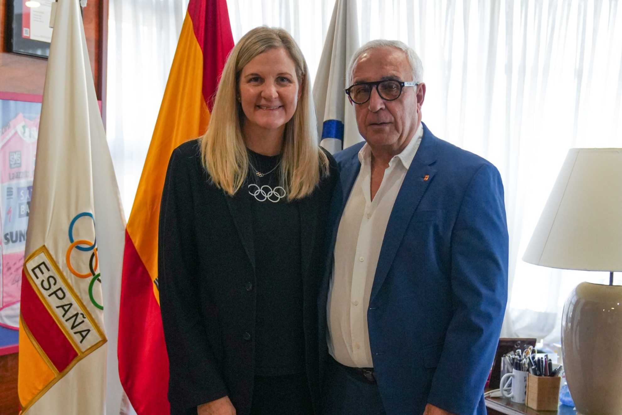 Kirsty Coventry (42) y Alejandro Blanco (75), en la sede del COE