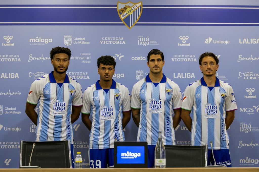 Jens Cajuste, Pablo Martínez, Juan Berrocal y Adam Aznou en su presentación con el Málaga