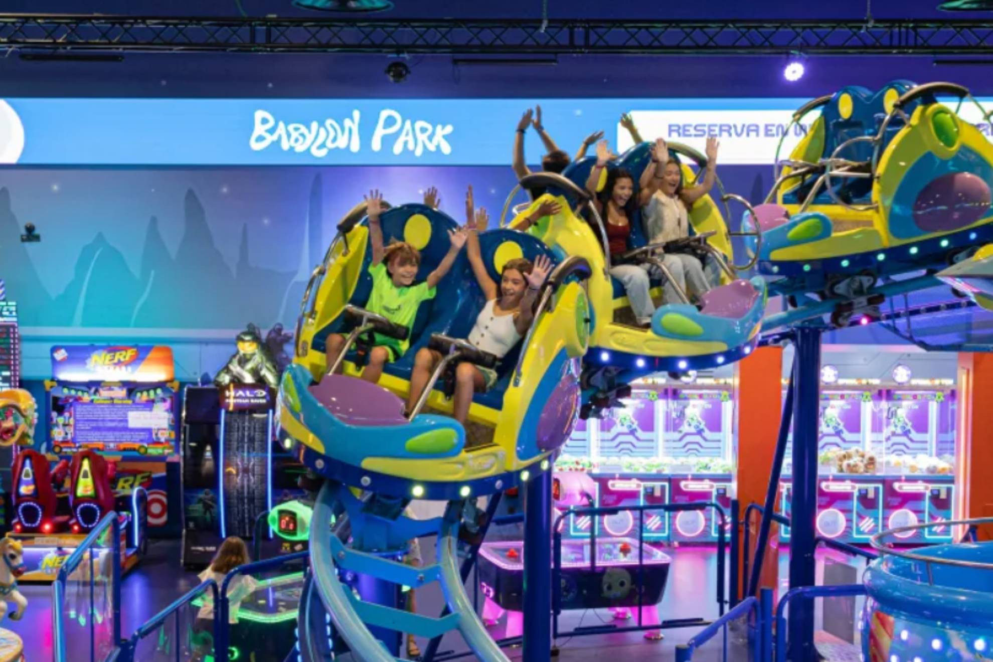 El Barcelona planea crear un parque de atracciones en el interior del Camp Nou Babylon Park Spain SL