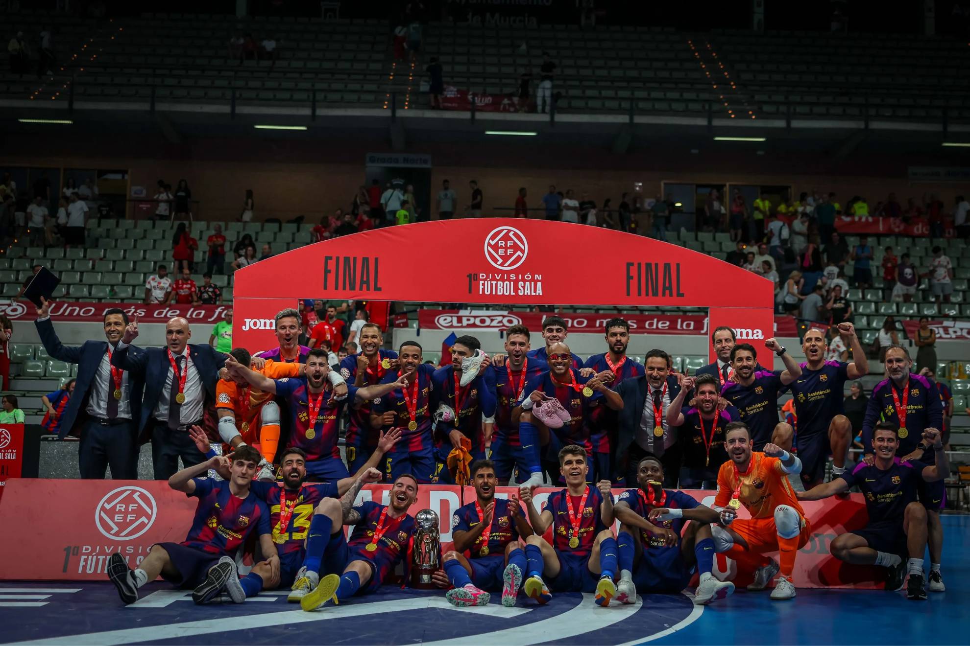 Celebración del Barcelona del título de Liga en el Palacio de los Deportes de Murcia