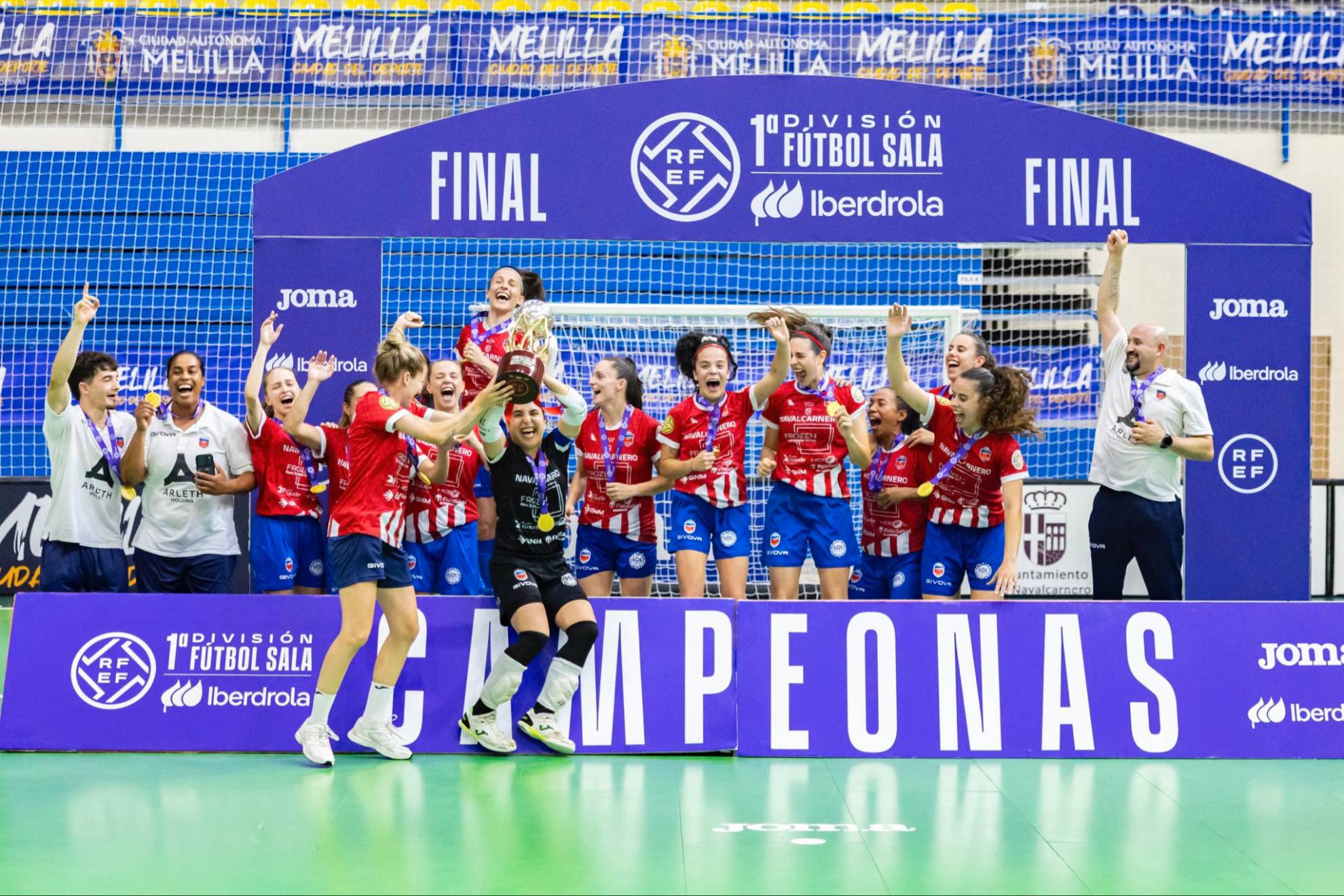 Futsi Atlético Navalcarnero celebra la Liga conquistada el pasado mes de junio RFEF/FUTSI ATLÉTICO NAVALCARNERO