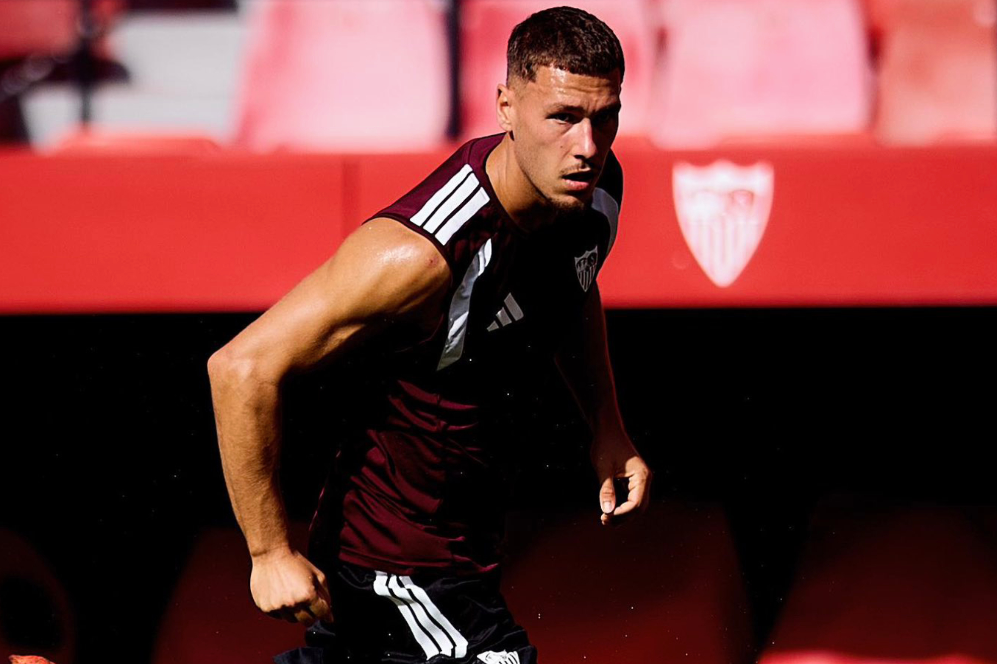 Lucas Stassin se ejercita en la ciudad deportiva del Sevilla. SEVILLA FC
