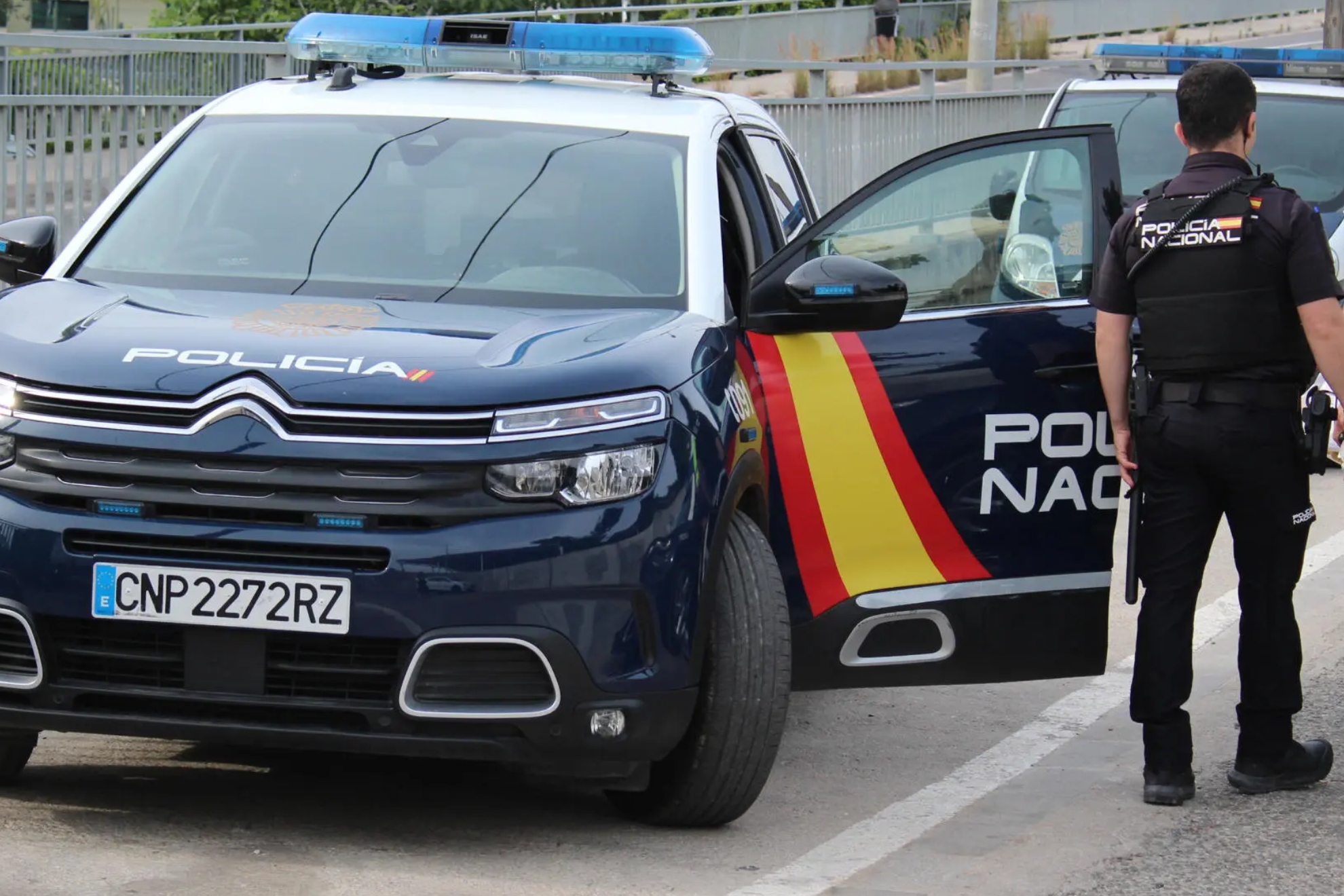 La Policía Nacional investigan combates de boxeo entre personas vulnerables en plena calle en Granada.