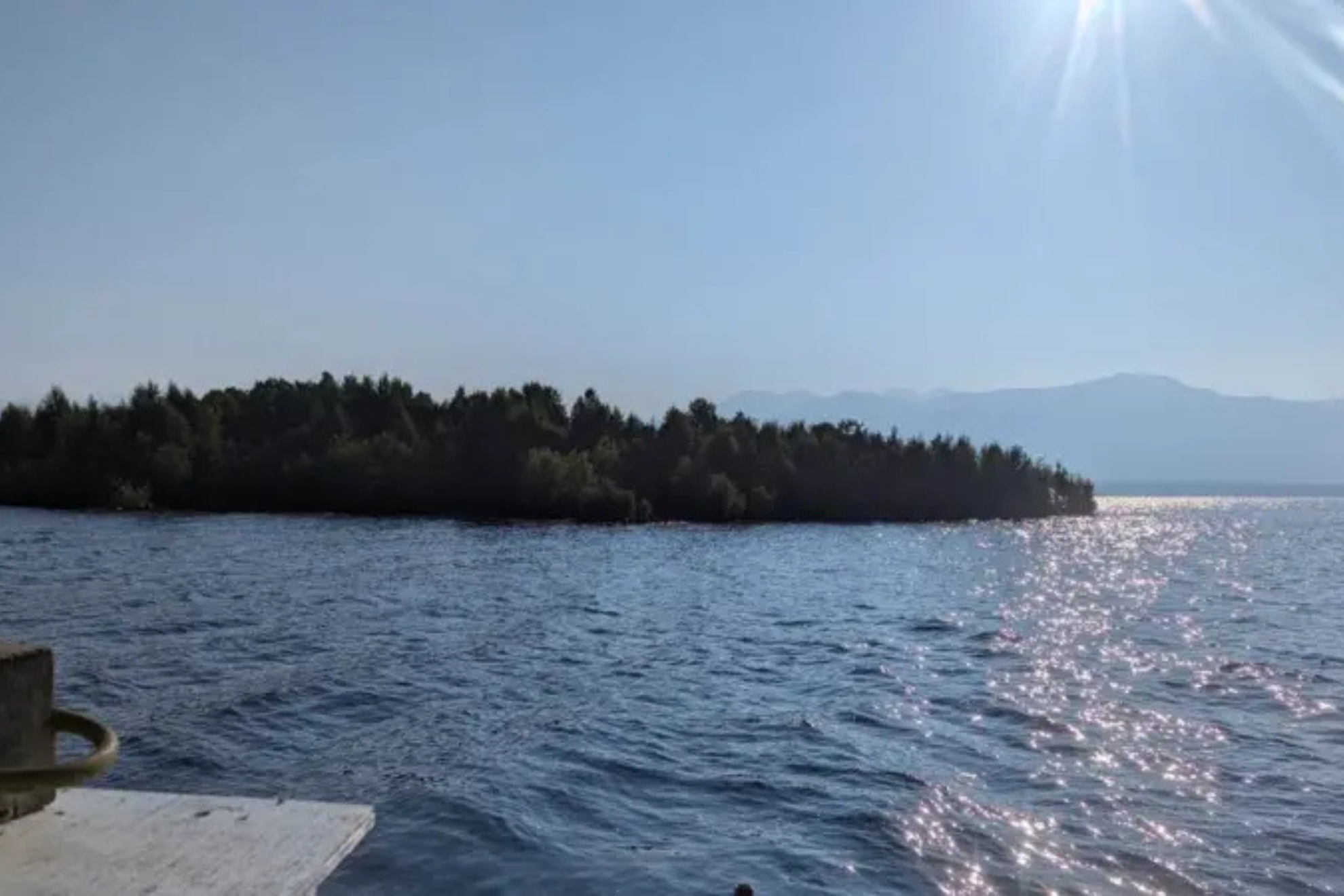 Isla flotante descubierta en Canada redes sociales