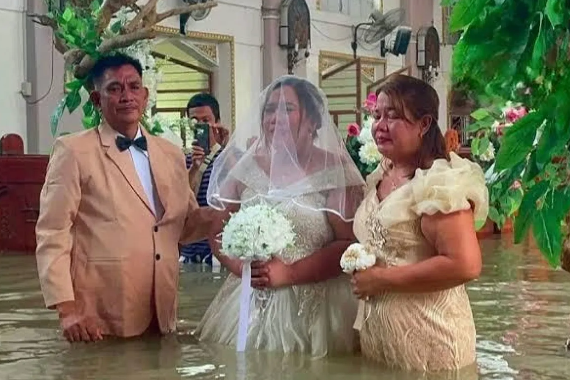 Momento en el que los novios se dan el "si quiero" Redes sociales