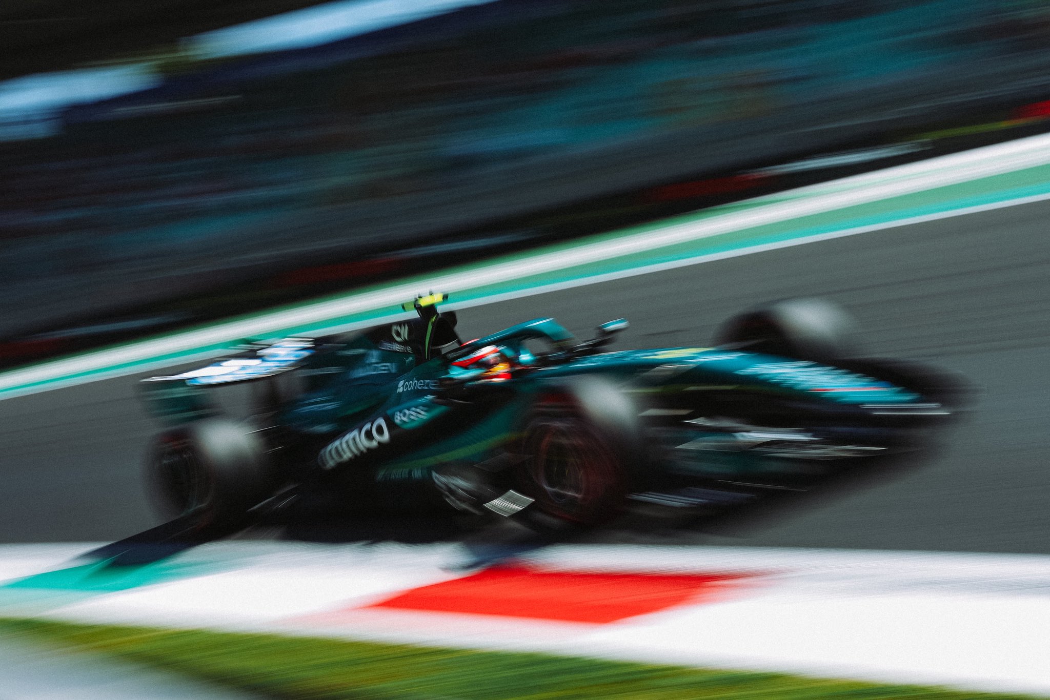 Alonso, al ataque.
