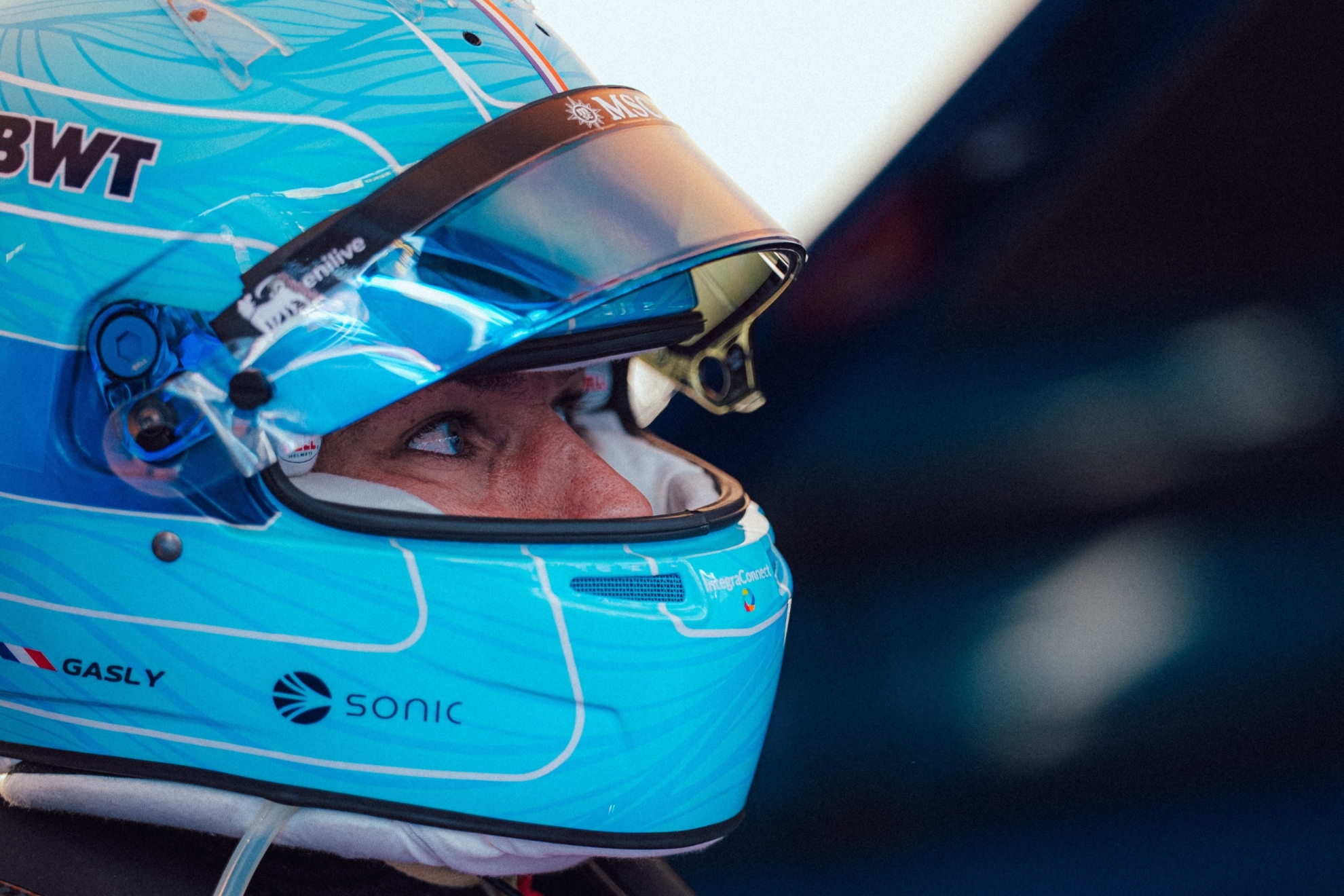 Gasly, en el box de Alpine.