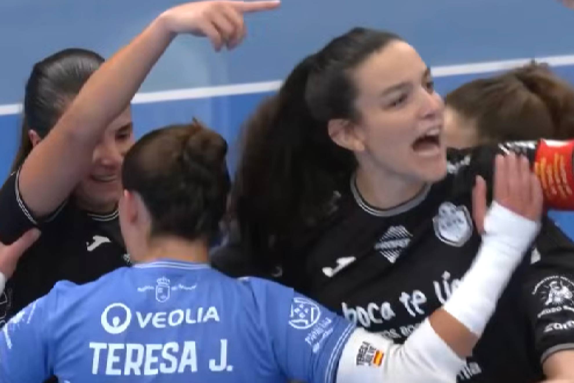 Las jugadoras de La Boca Te Lía Alcantarilla celebran uno de sus cinco goles LA BOCA TE LÍA ALCANTARILLA