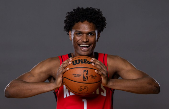 Amen Thompson en acción