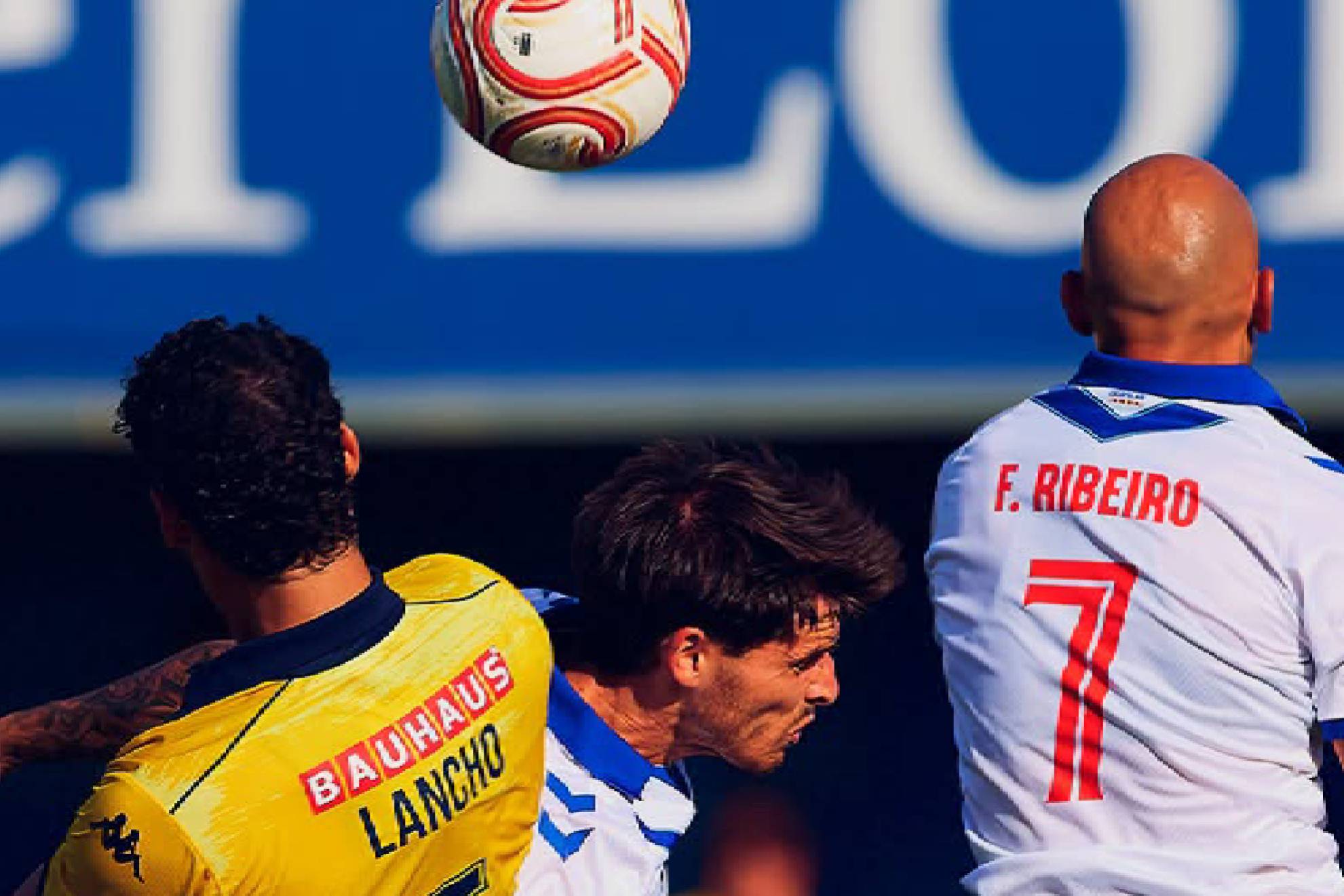 Partido trabado y pocas ocasiones de gol en Santo Domingo
