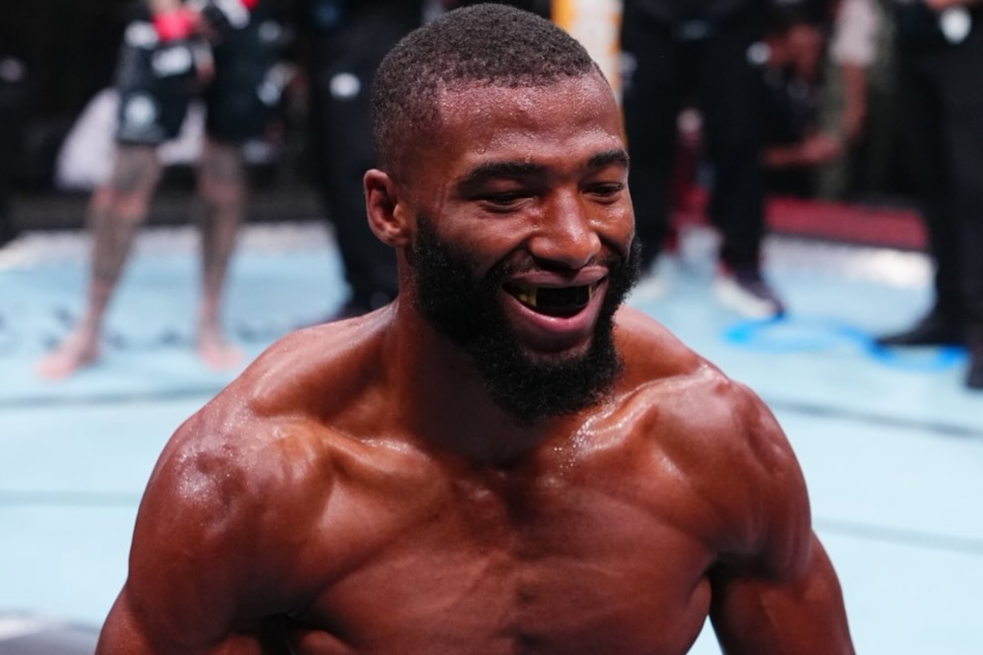 Salahdine Parnasse en el UFC París. UFC.