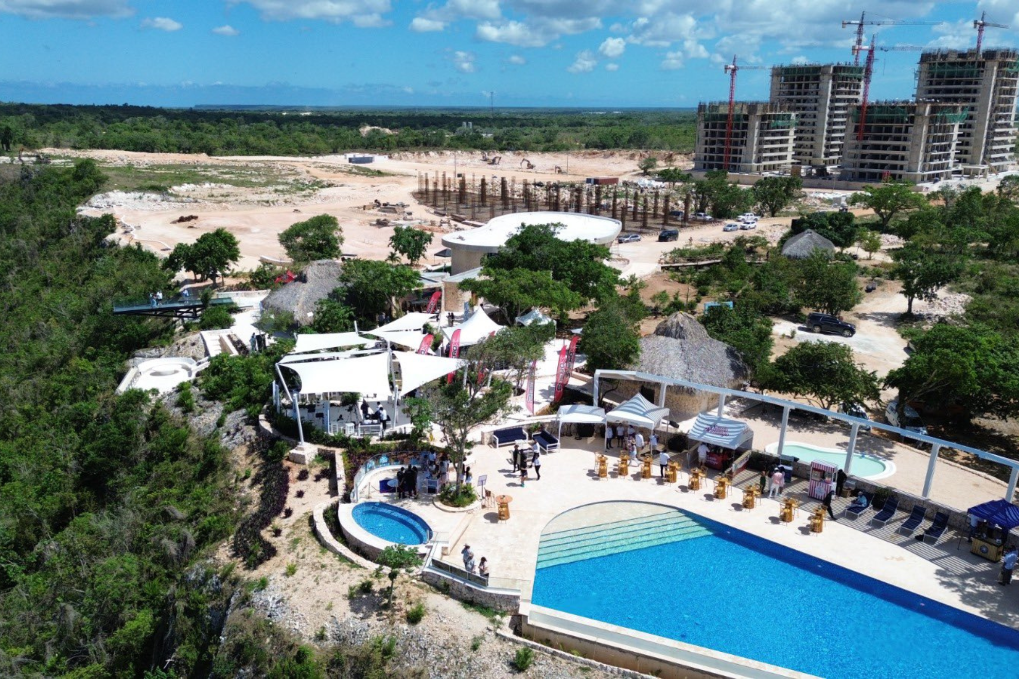 Imagen del resort Larimar City del grupo CLERHP redes sociales