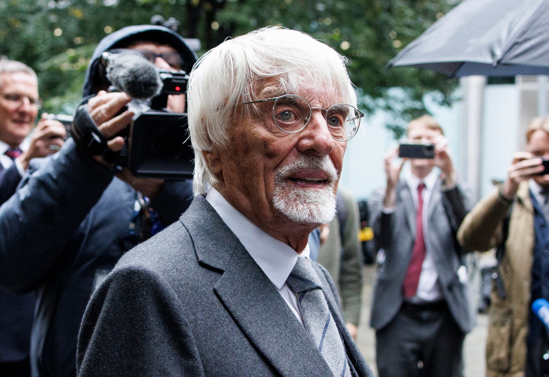 Arrestan a los 95 años a Bernie Ecclestone, exjefe de la Fórmula 1, en su viaje a Portugal EFE