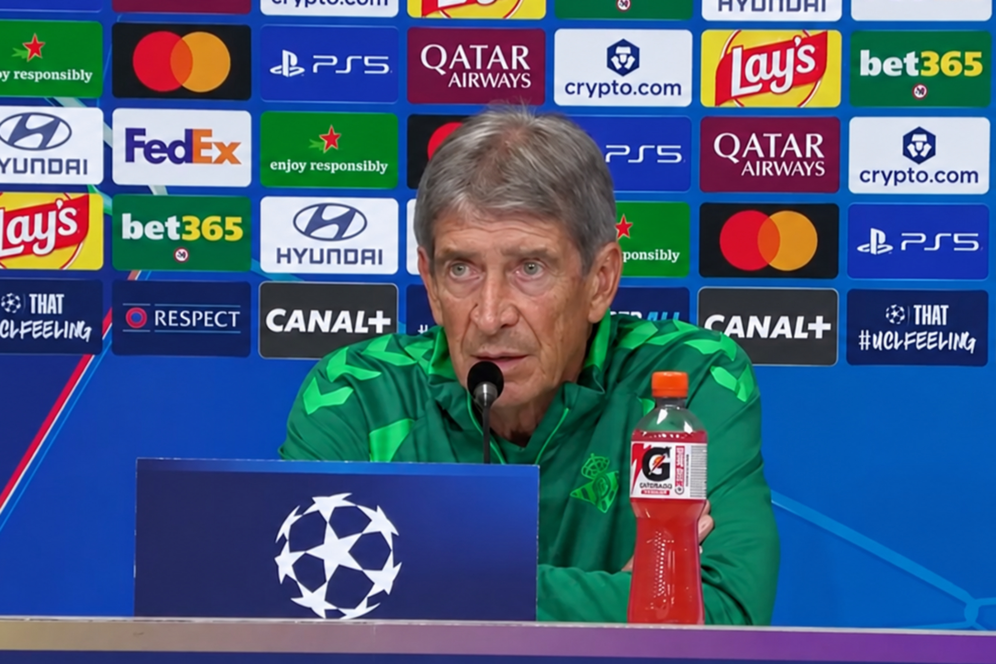 Pellegrini, en rueda de prensa en Francia REAL BETIS