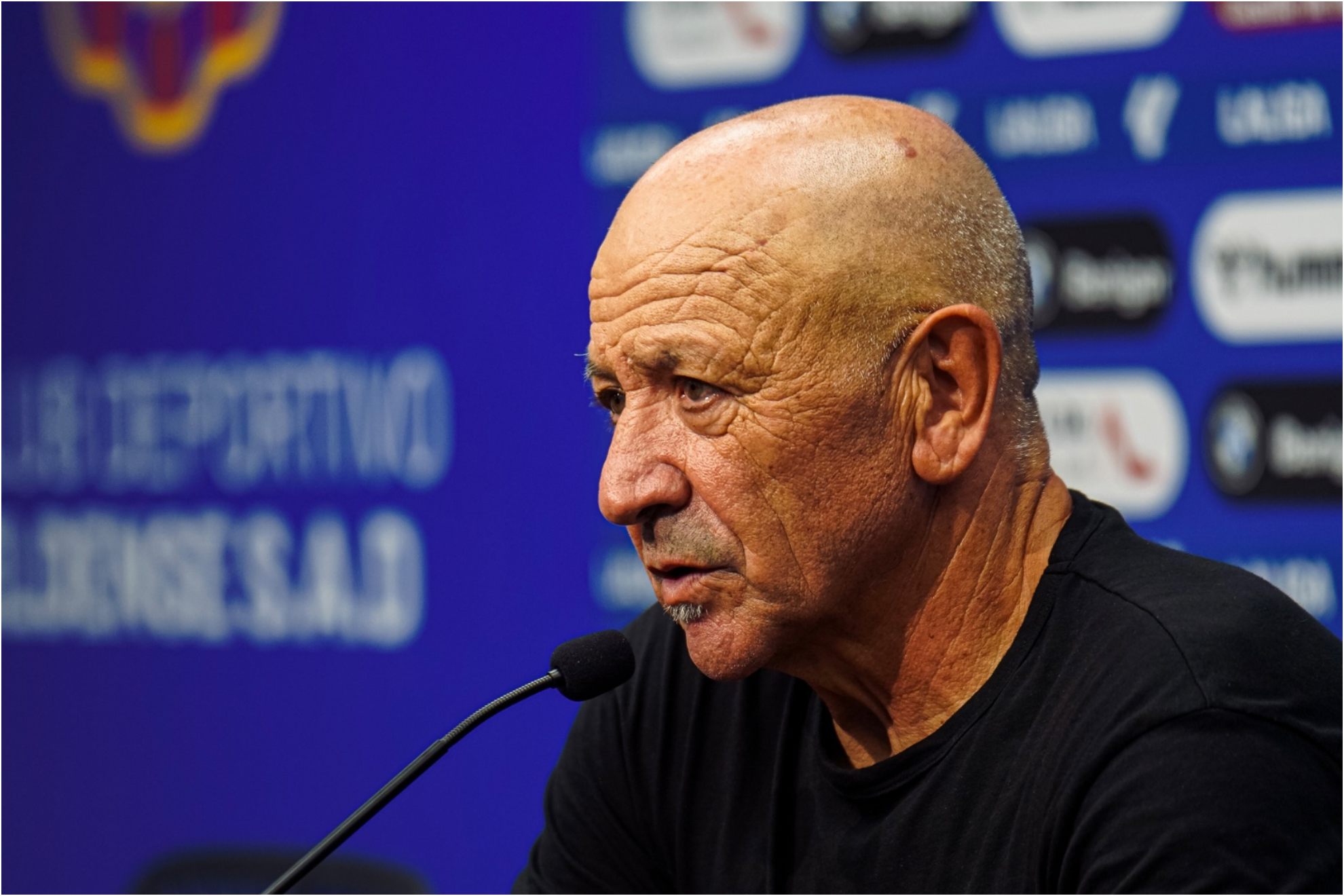 Claudio Barragán, en rueda de prensa.