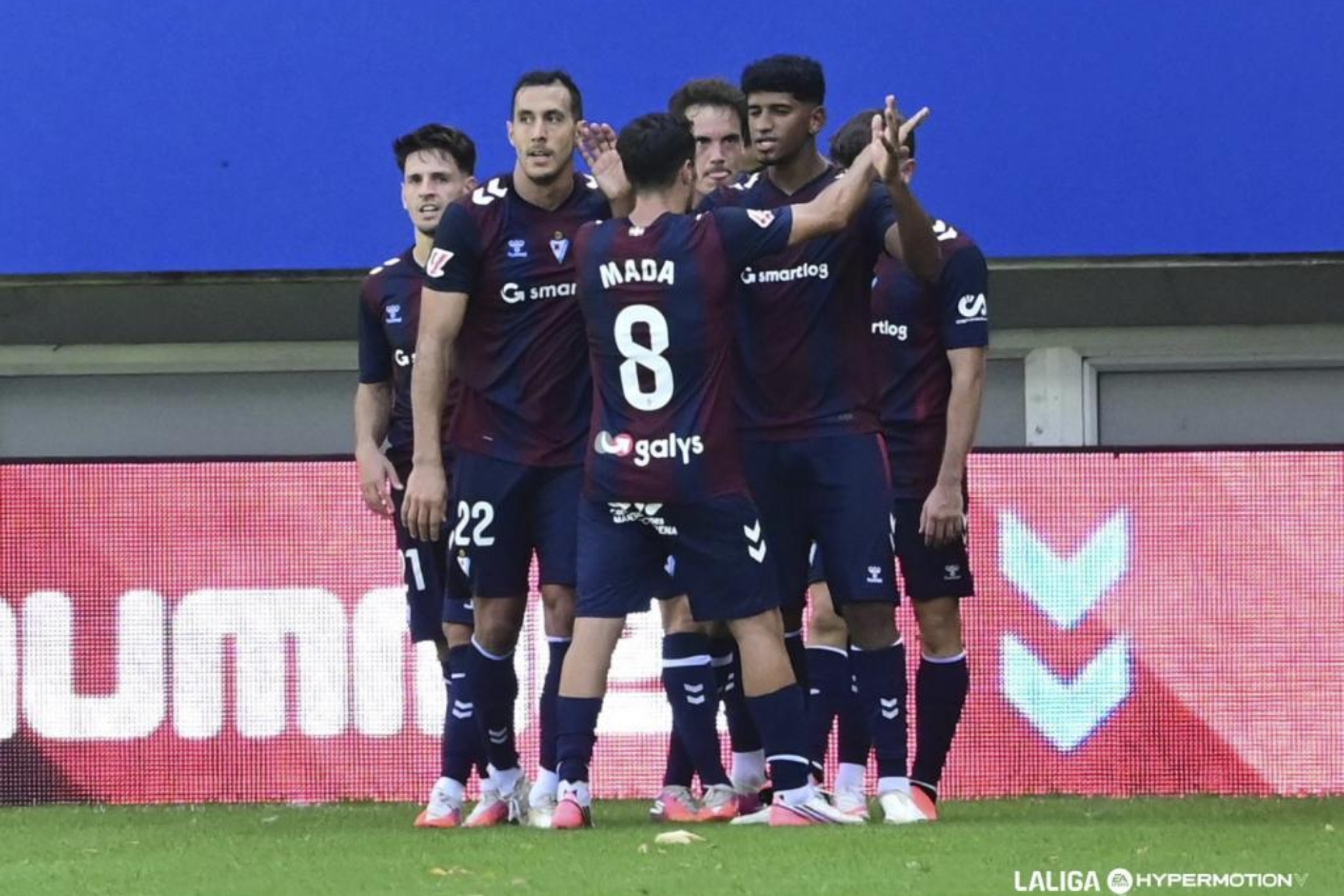 Los jugadores del Eibar celebran un gol. LALIGA