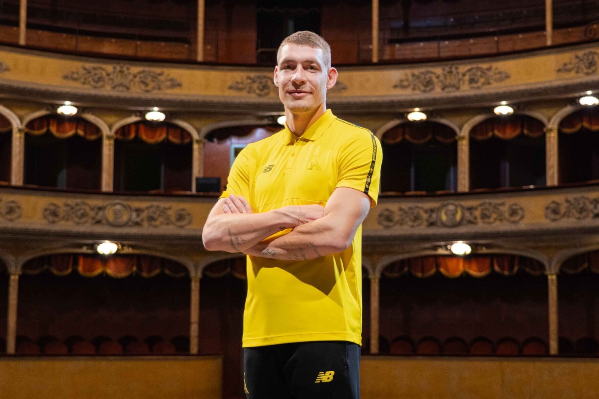 Andrea Belotti, presentado con el Modena. MODENA.