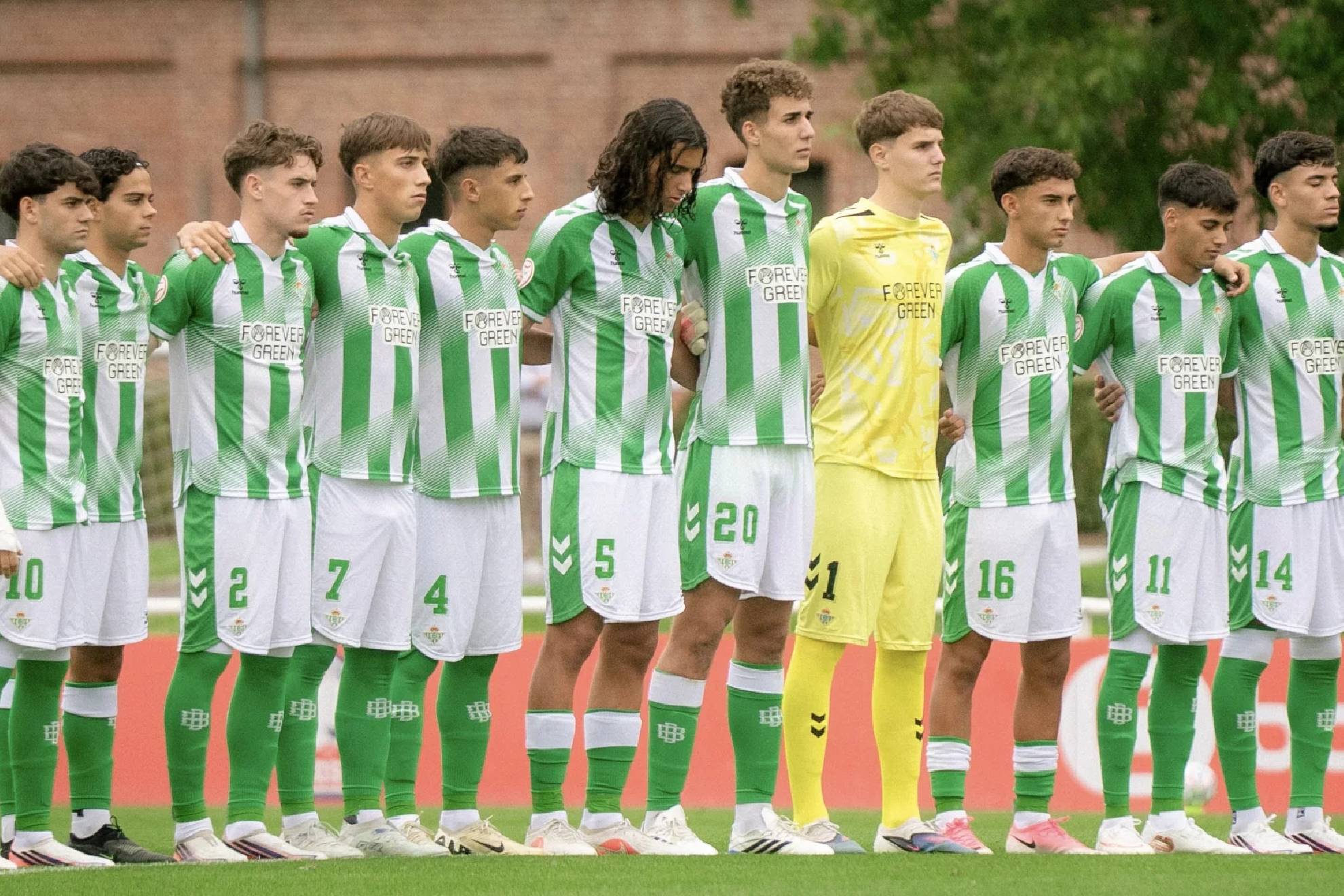 El Betis mereció más que el empate en su visita a Lille