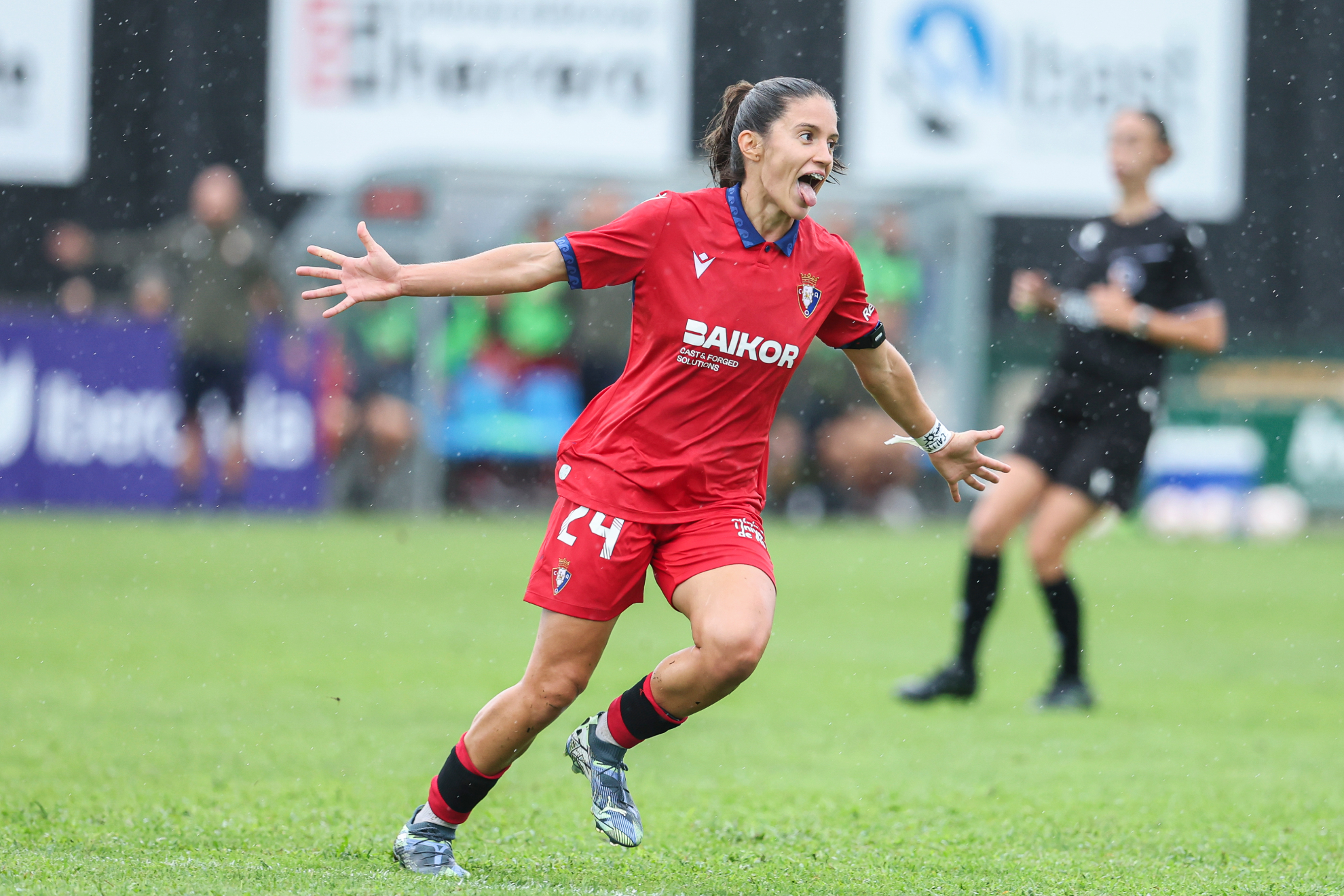 Nora De Torres celebra el primer gol de Osasuna en la Copa de la Reina 2027. Osasuna