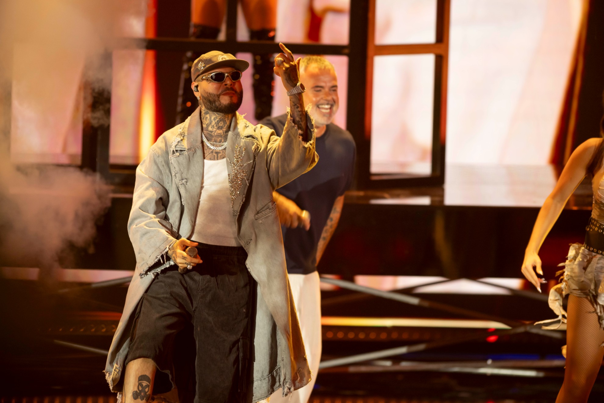 Farruko y Juan Magán