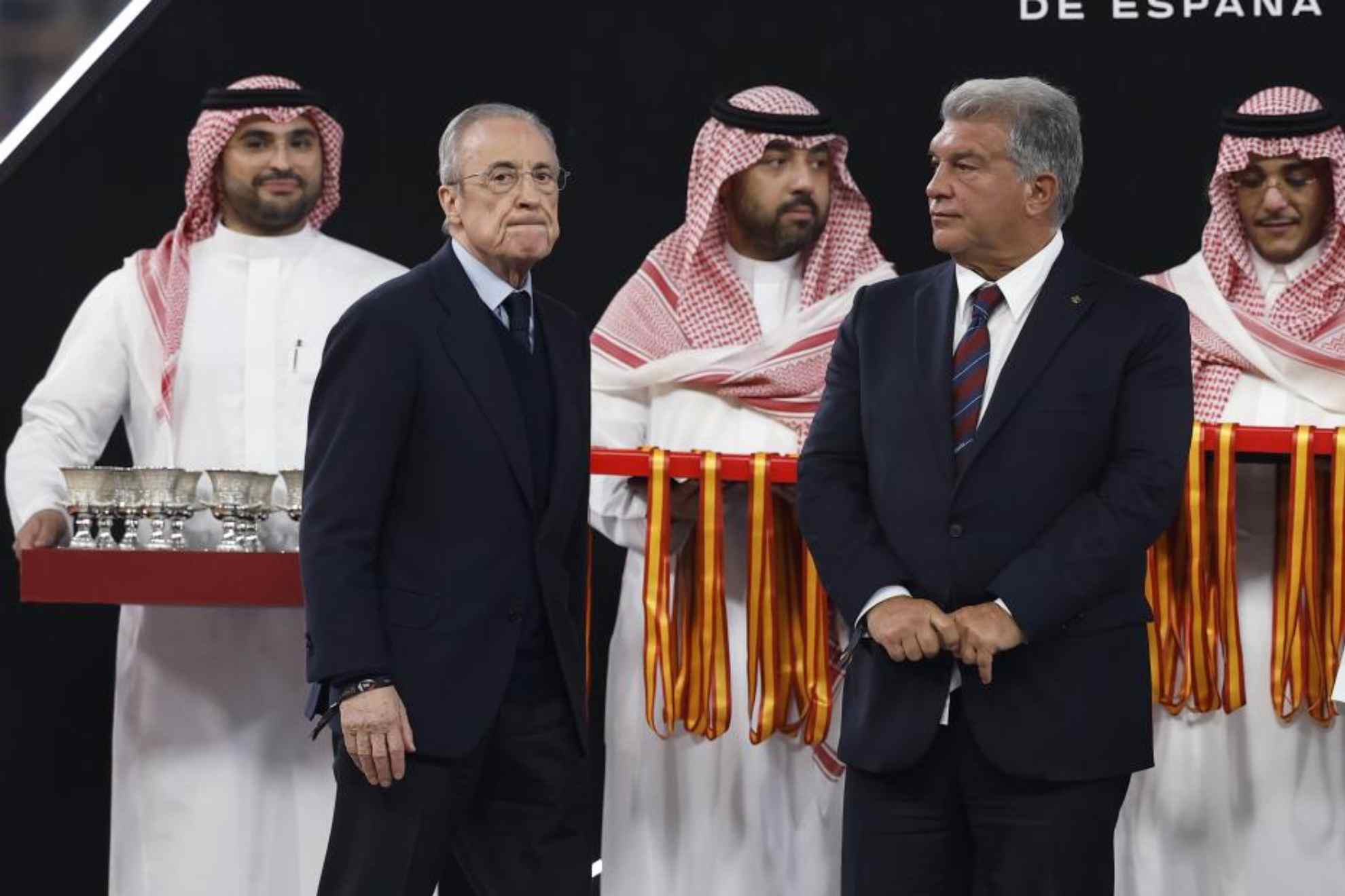 Florentino Pérez, junto a Joan Laporta en la última Supercopa de España.