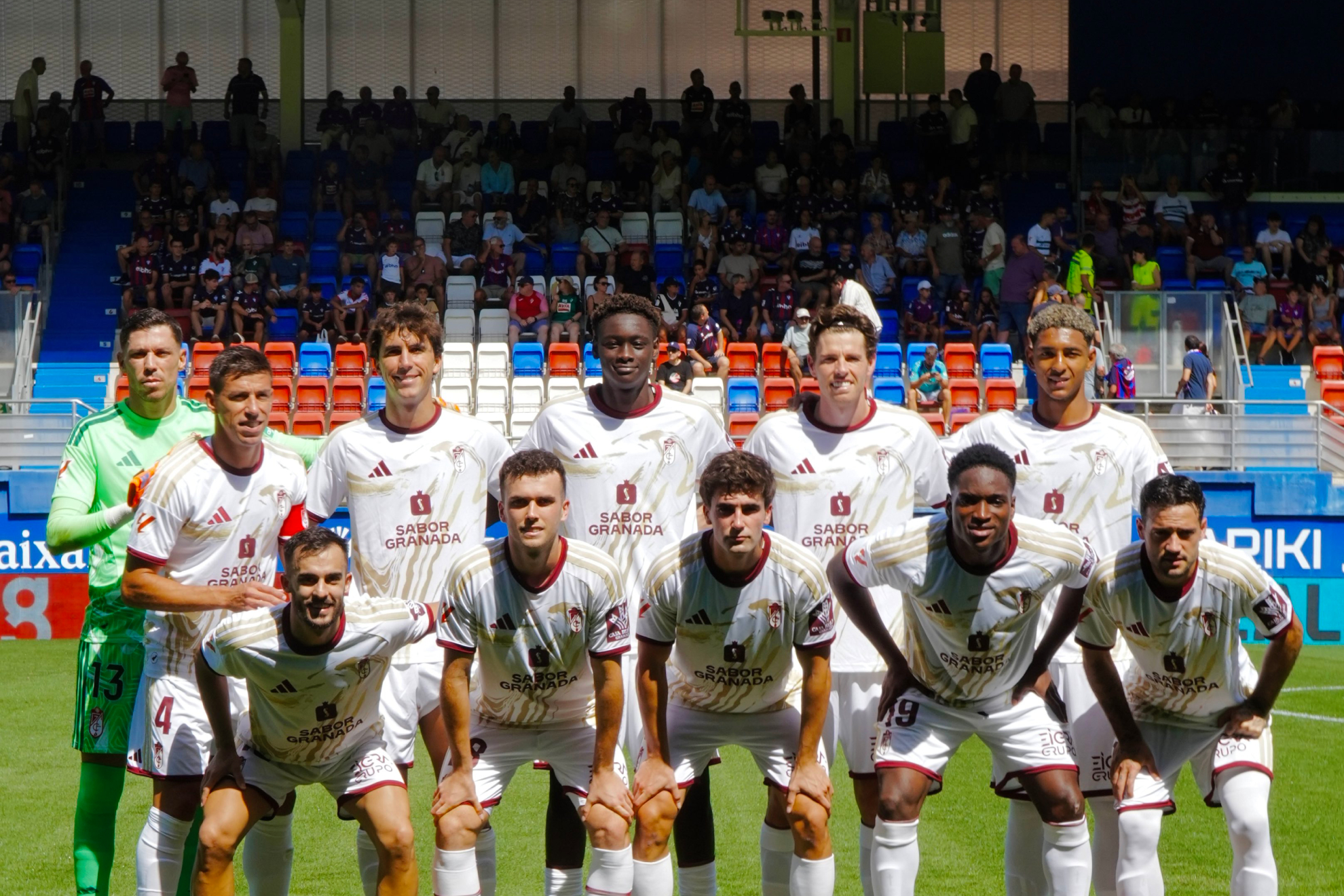 Once del Granada en su partido contra el Eibar. LALIGA