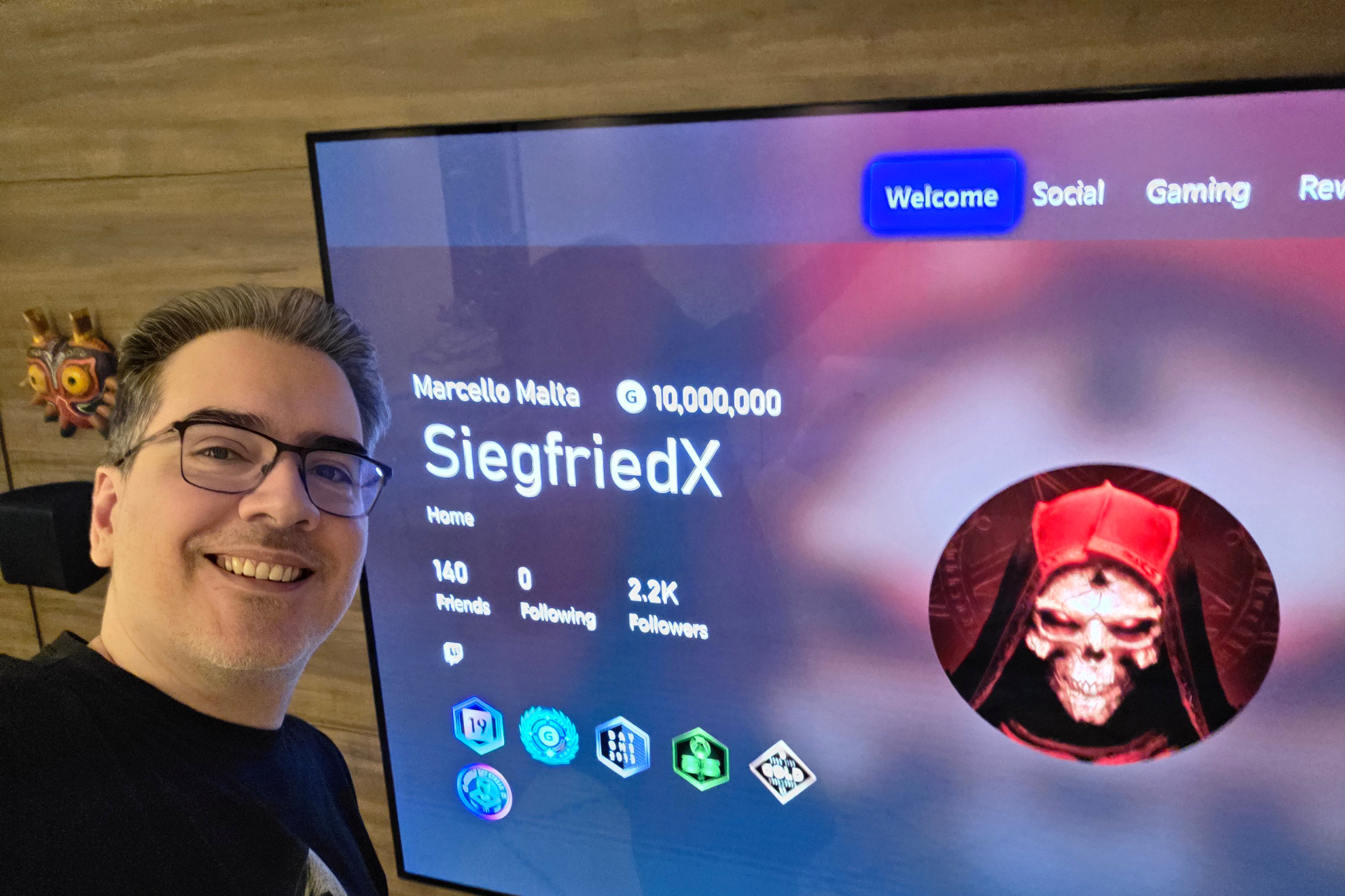 Marcello Malta posa con su cuenta de Xbox de más de 10 millones de gamerscore