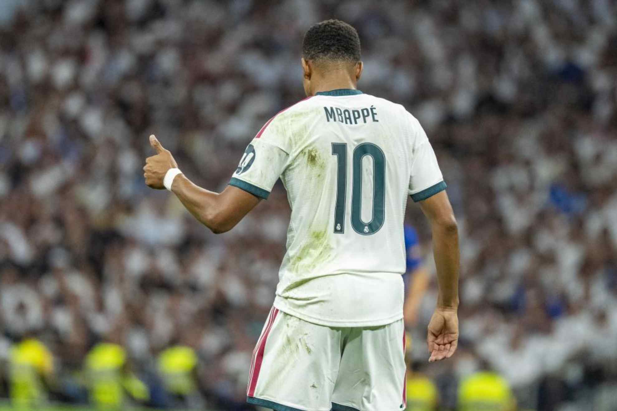 Mbappé, en un momento del partido contra el Inter. PABLO MORENO (MARCA)