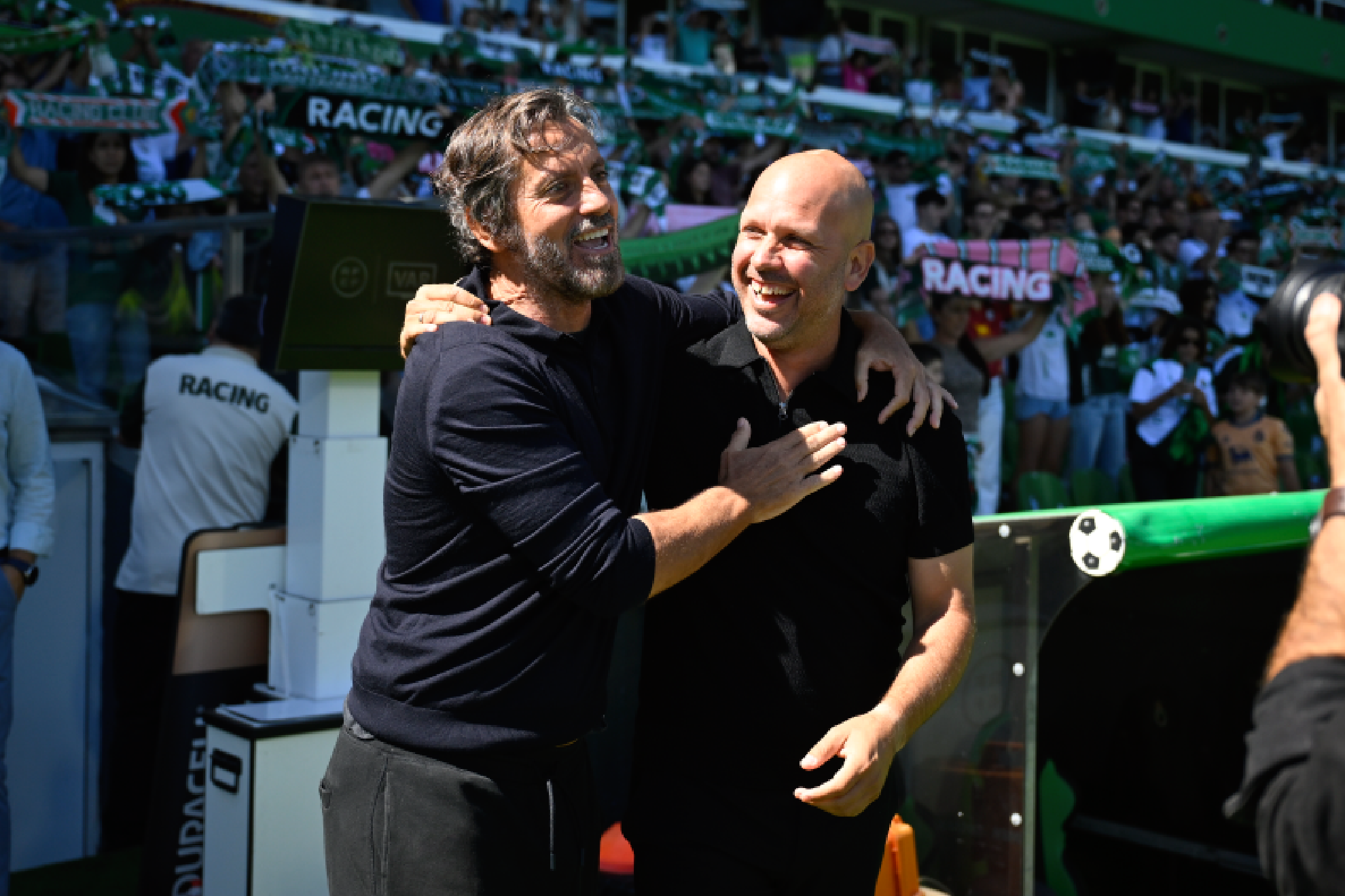 Quique Sánchez Flores saluda a José Alberto EFE