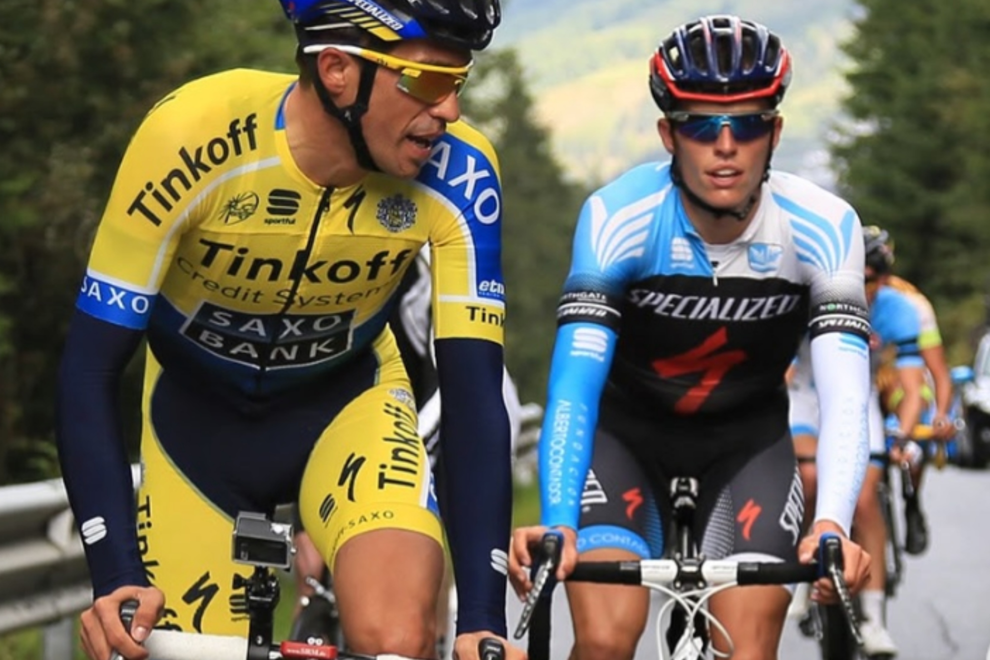 Enric Mas, con Contador.