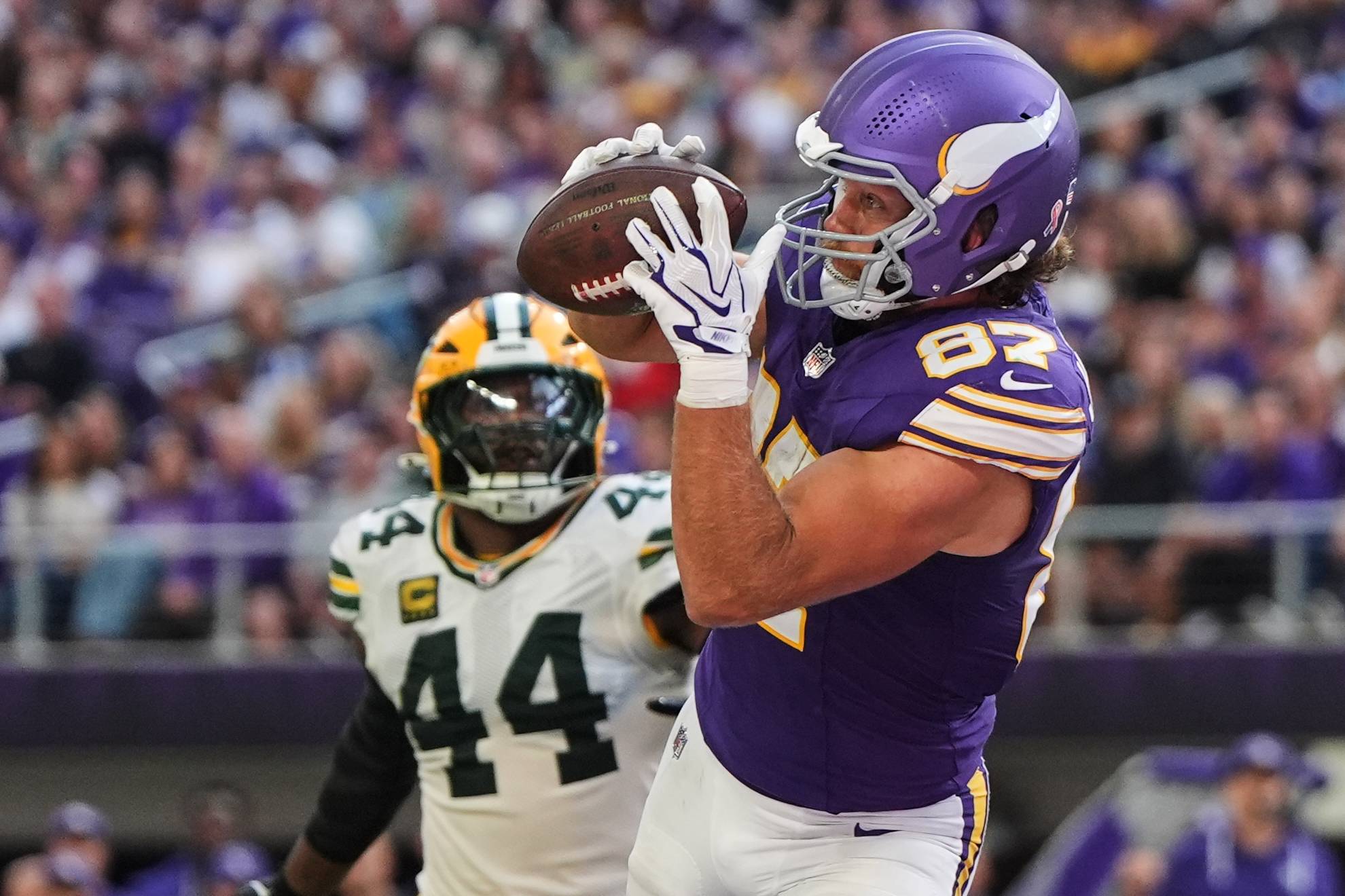 Los Eagles doblegan a los Commanders y los Vikings sorprenden a los Packers