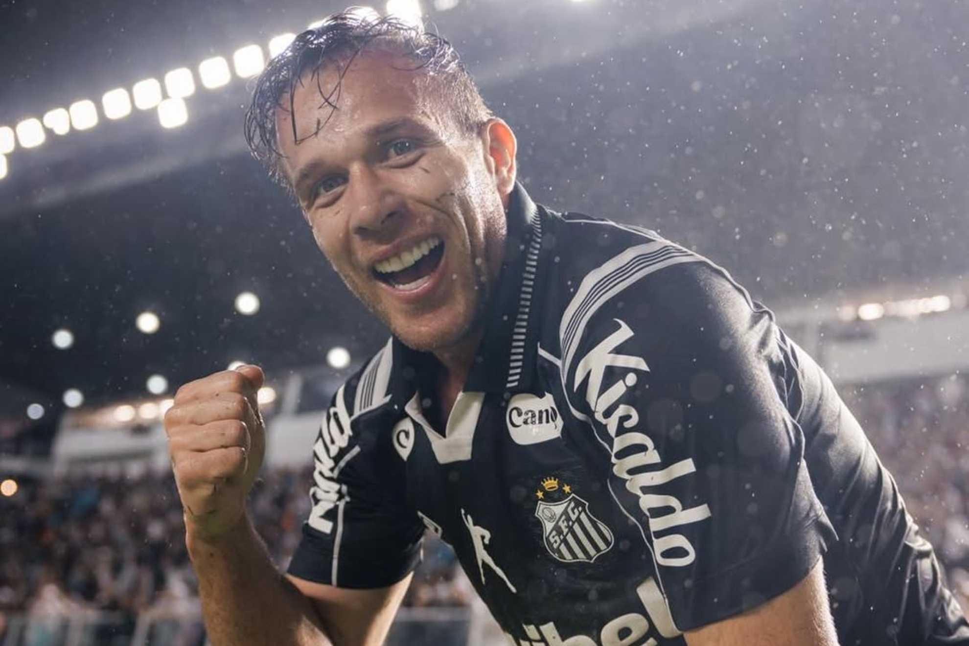 Arthur Melo celebra la victoria sobre Cruzeiro. INSTAGRAM