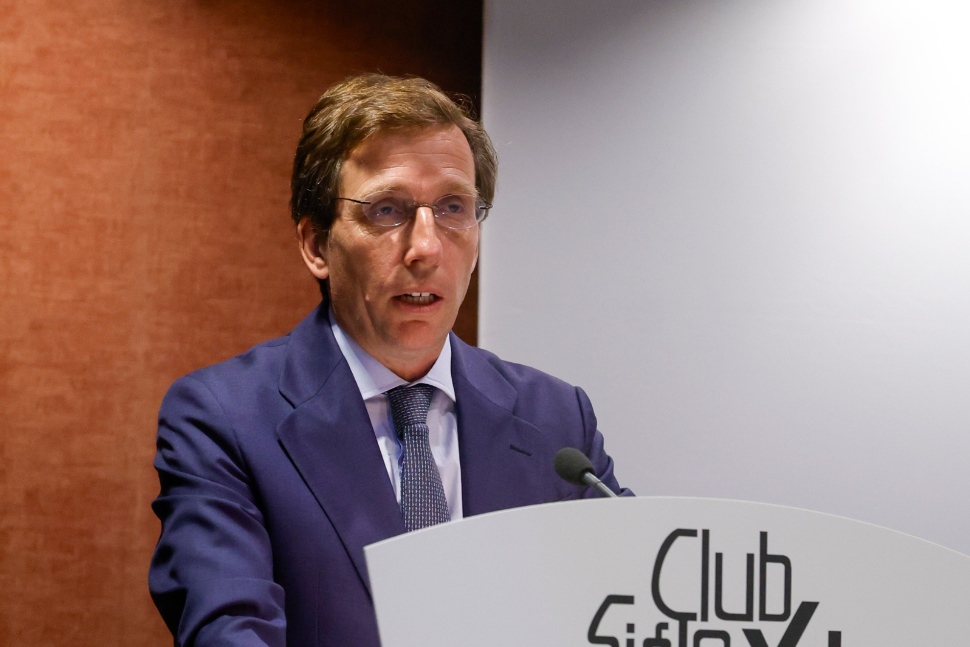José Luis Martínez Almeida en el desayuno organizado por el Club Siglo XXI.