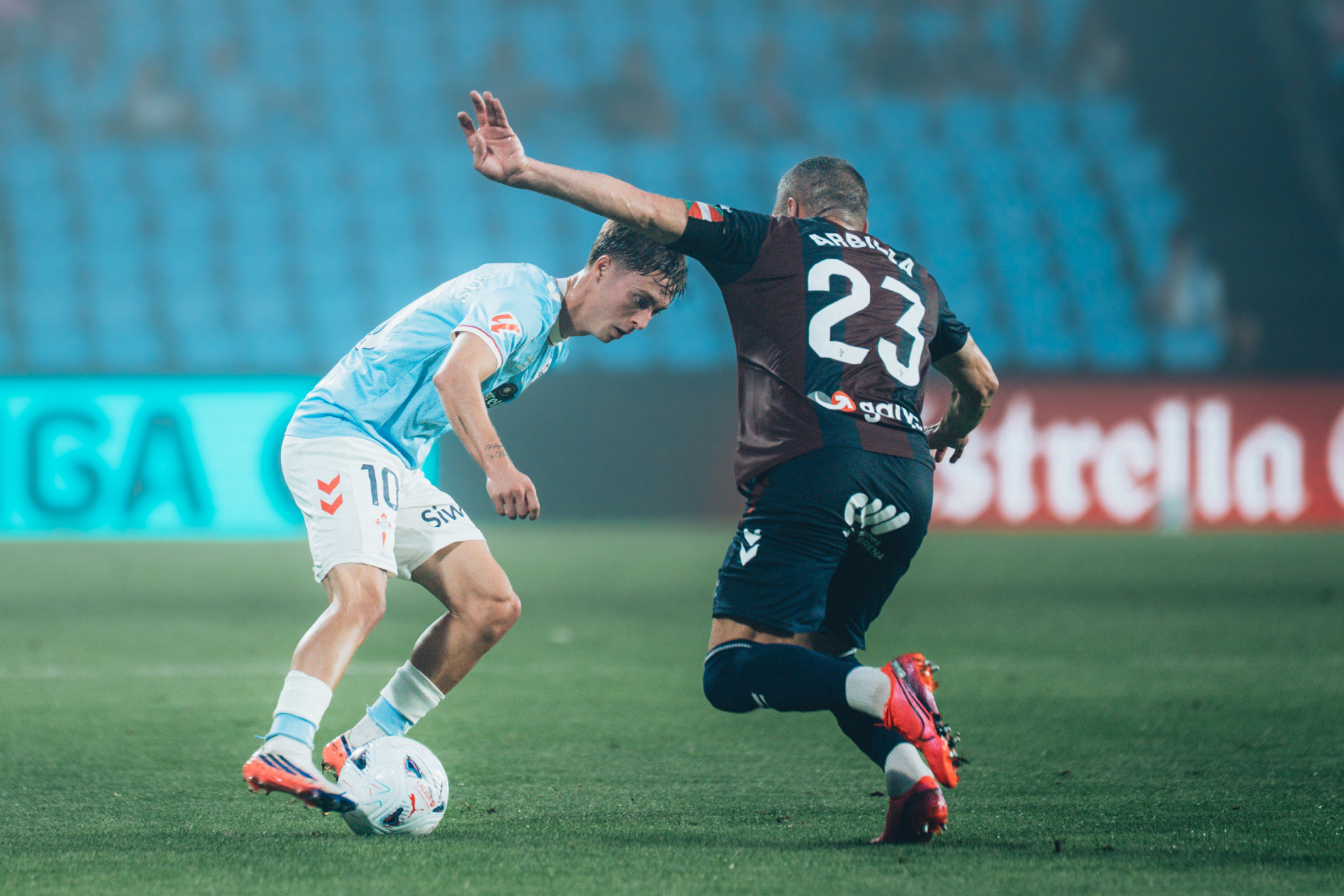 Arbilla y Óscar Marcos, en el Fortuna-Eibar. CANTEIRA CELESTE