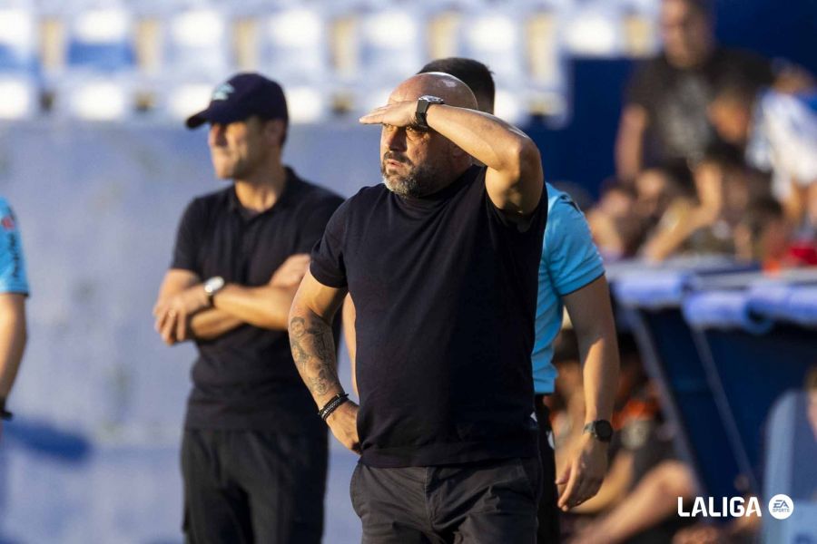 Manolo González, durante el partido de hoy en Butarque. LALIGA