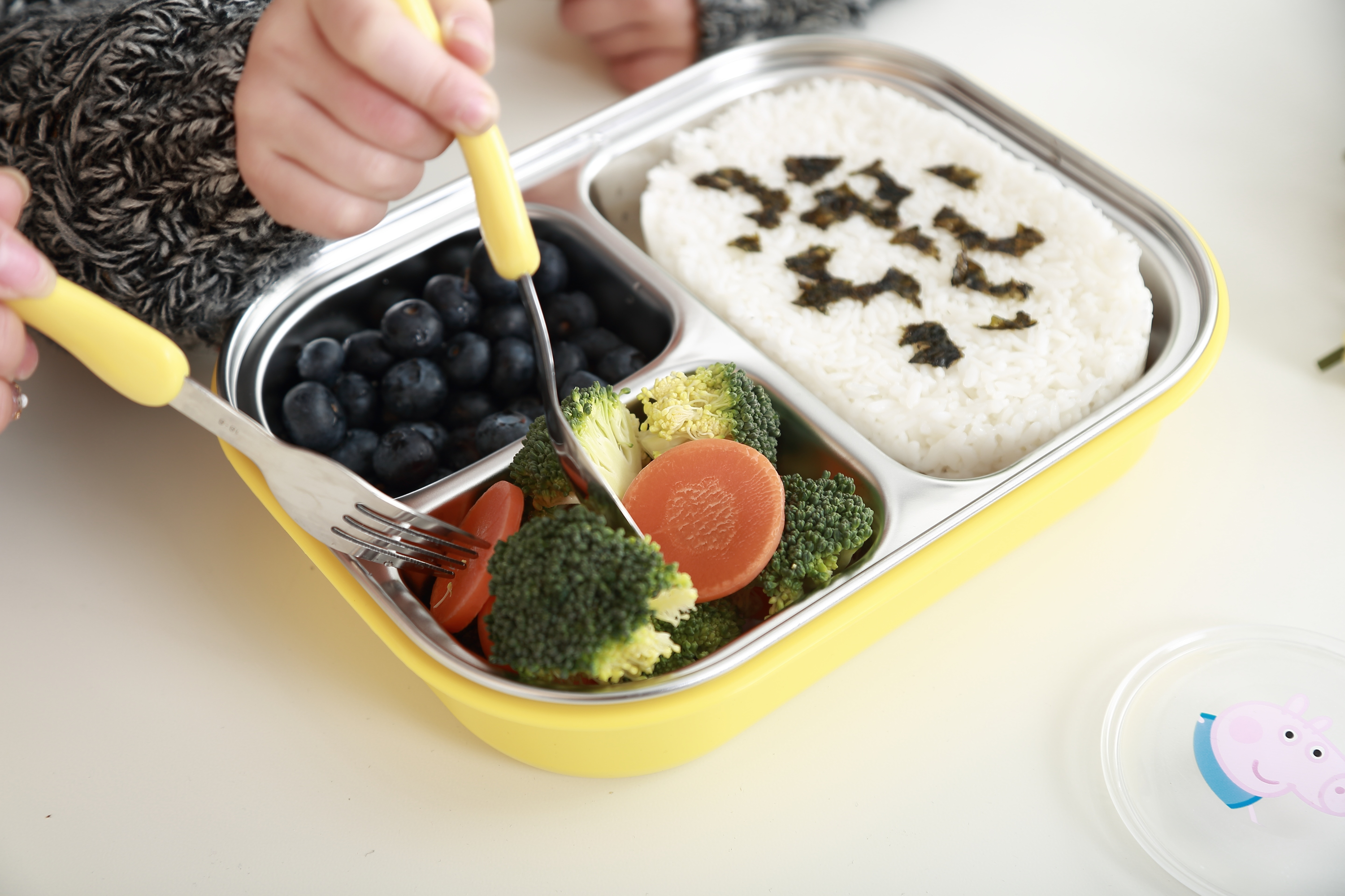 La alimentación en los colegios debe ser rigurosa y estricta por seguridad