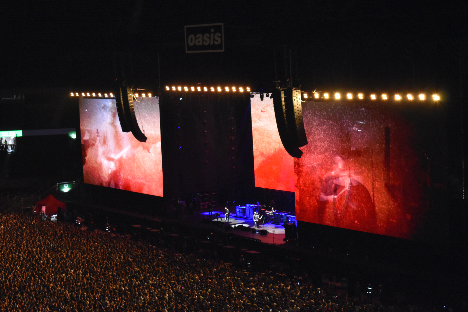 Concierto de Oasis en el Monumental