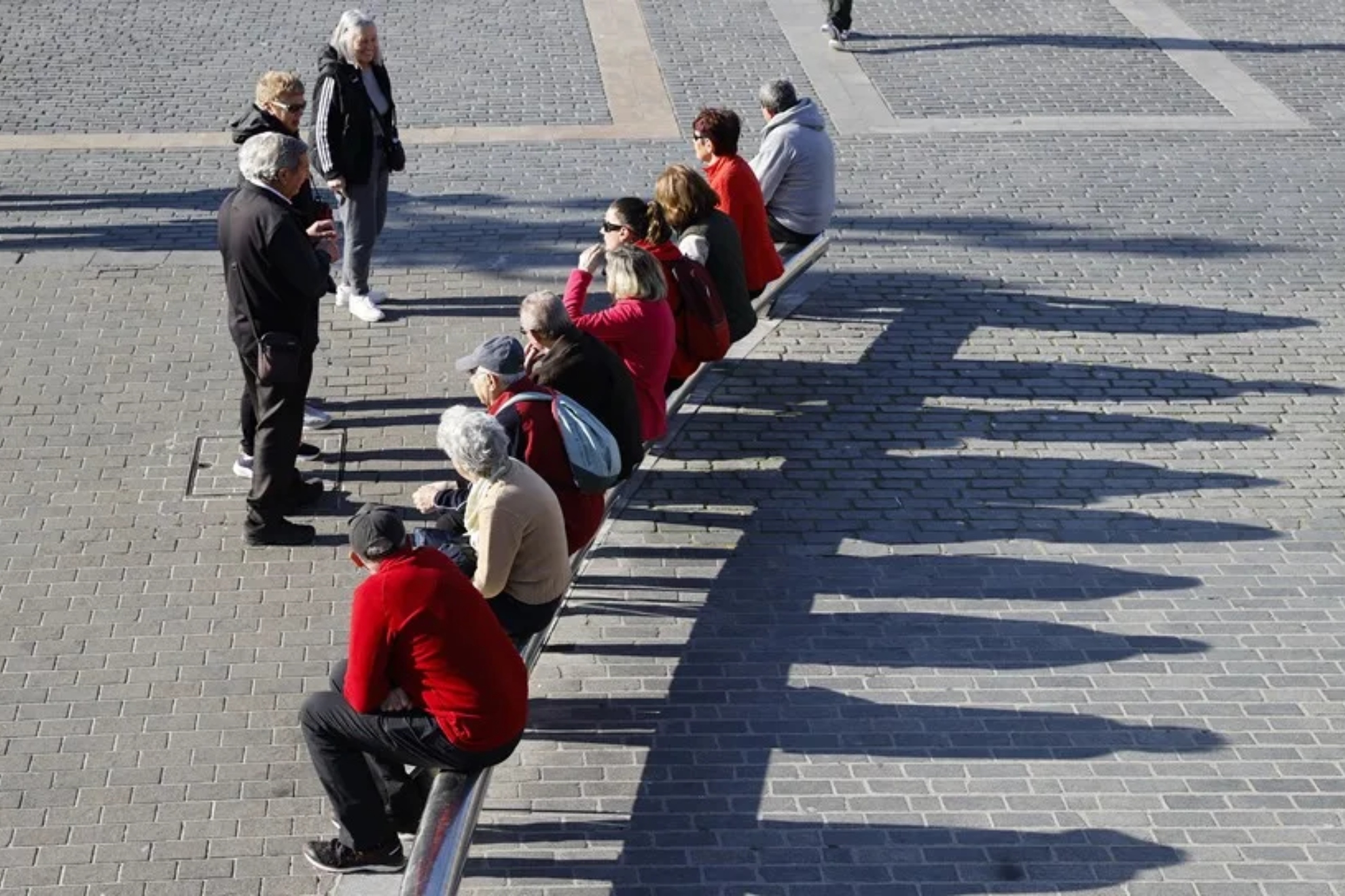 Los pensionistas españoles podrían dejar de cobrar su pensión a finales de septiembre EFE