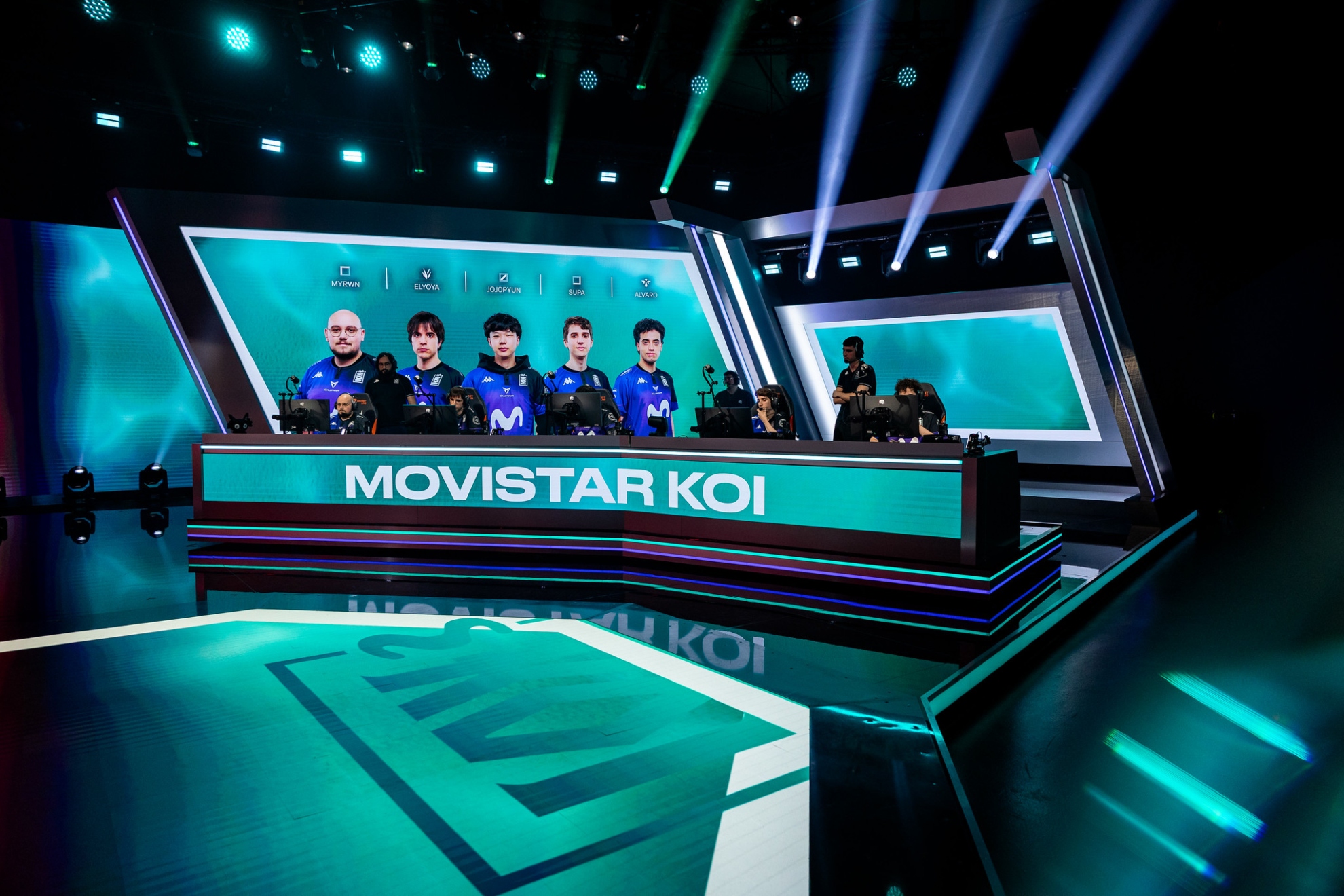 Movistar KOI no descarta renovar a todo el equipo
