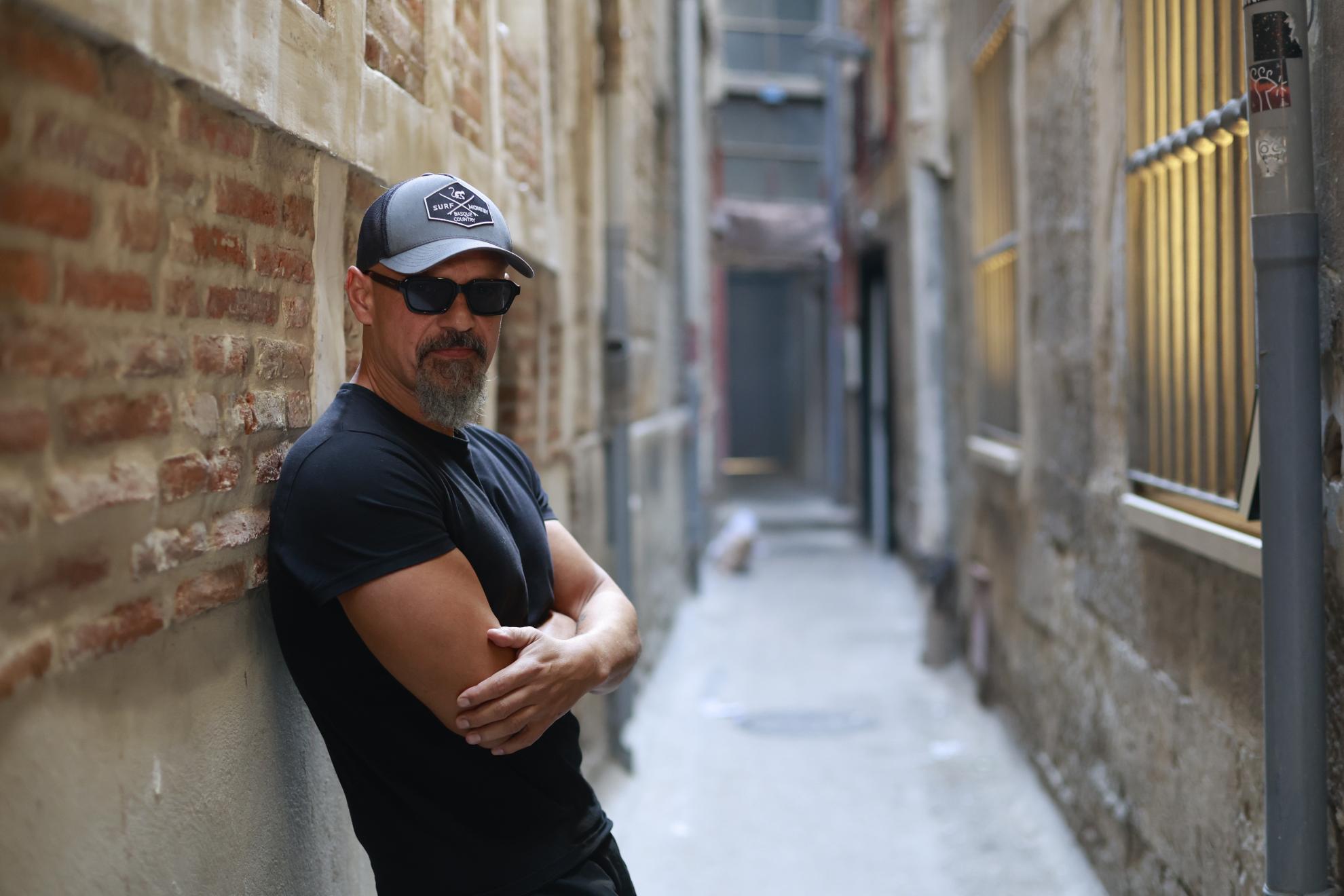 César Pérez Gellida, autor de la novela 'La piel de una gota'. CARLOS DE FRANCISCO