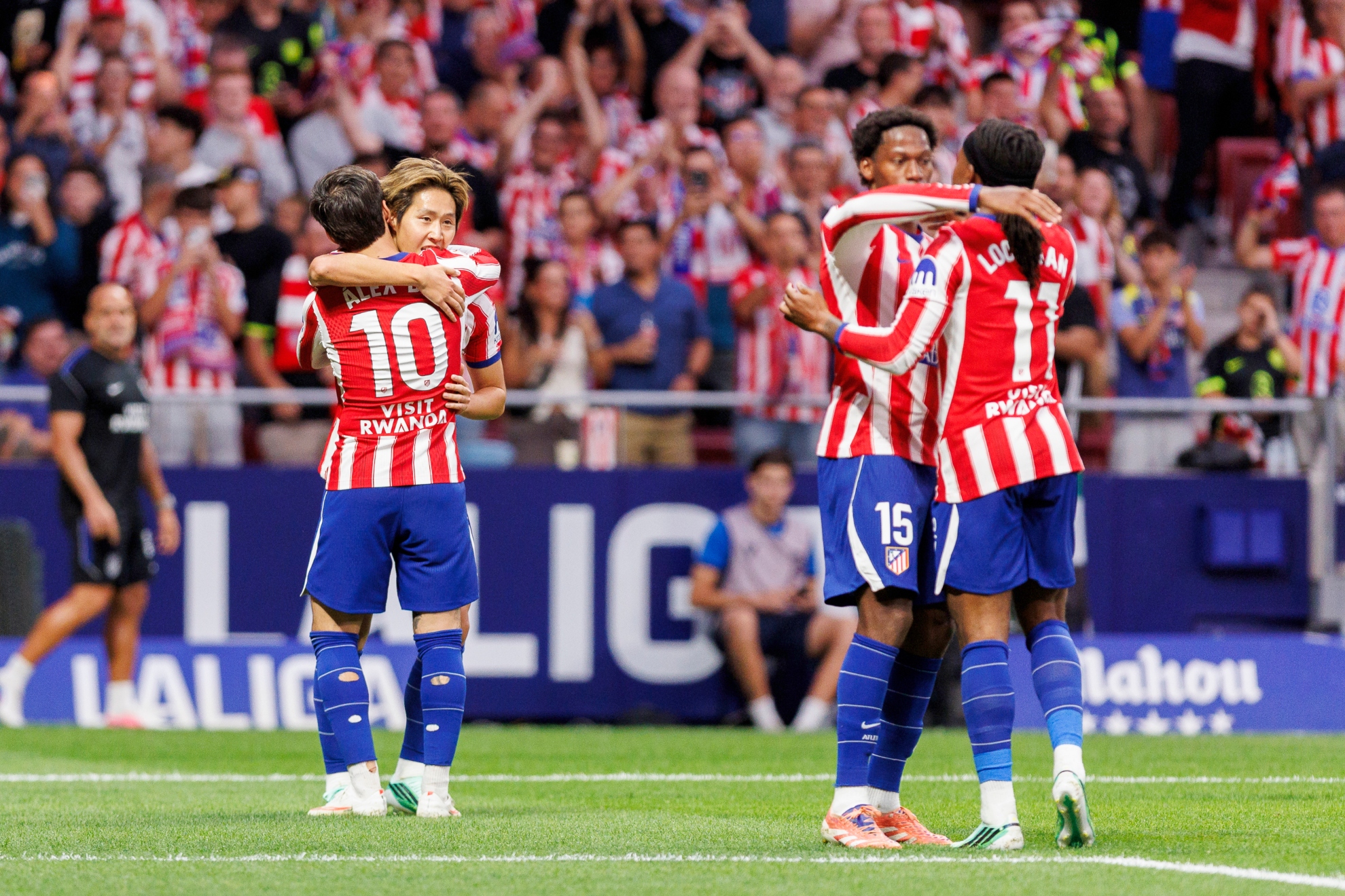 Los jugadores del Atlético celebrando un gol. APO CABALLERO