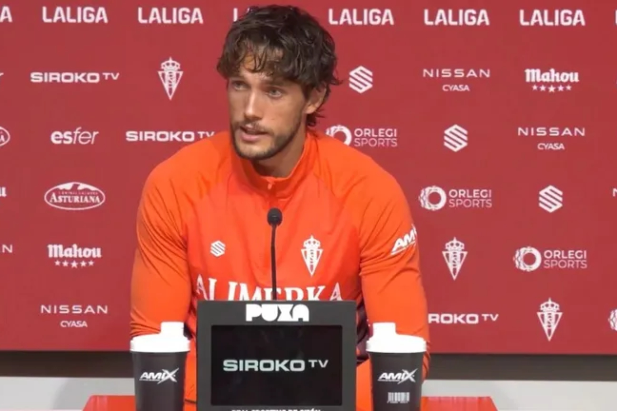 Álex Corredera,en la rueda de prensa. SPORTING