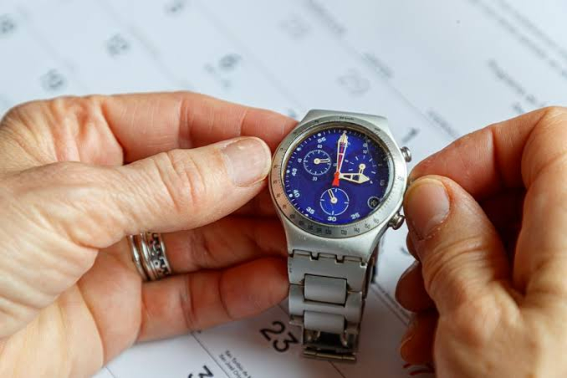 Reloj cambiando la hora EFE