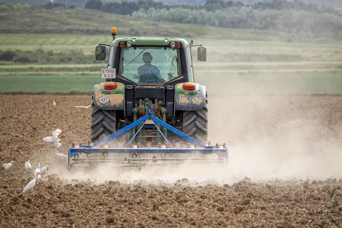 La subida de precio de fertilizantes y combustibles puede hacer que el de los alimentos también suba
