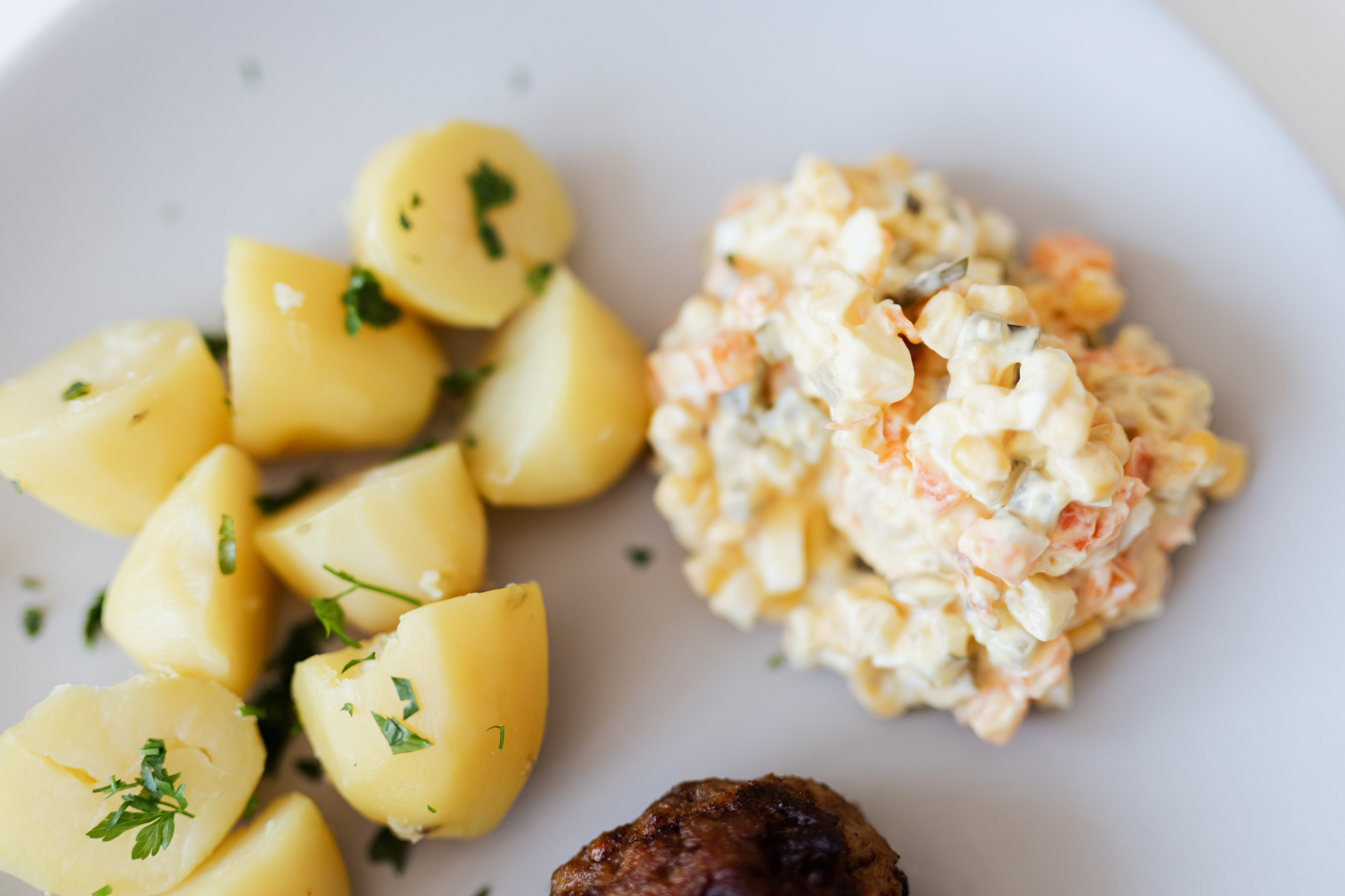 Cocer las patatas en el microondas nos salva la comida cuando se tiene poco tiempo