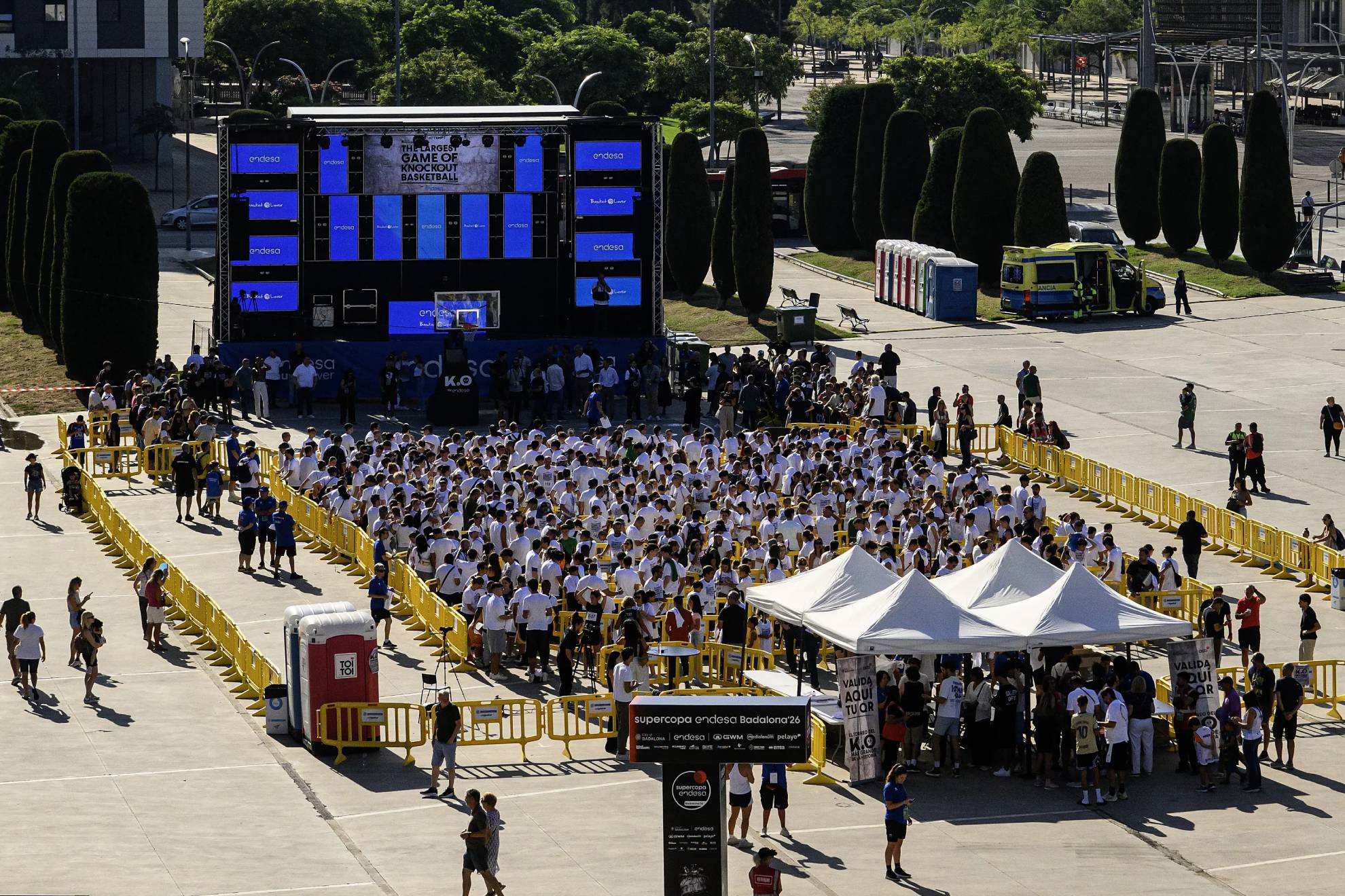 Una panorámica del 'The largest game of knockout basketball'. ACB PHOTO