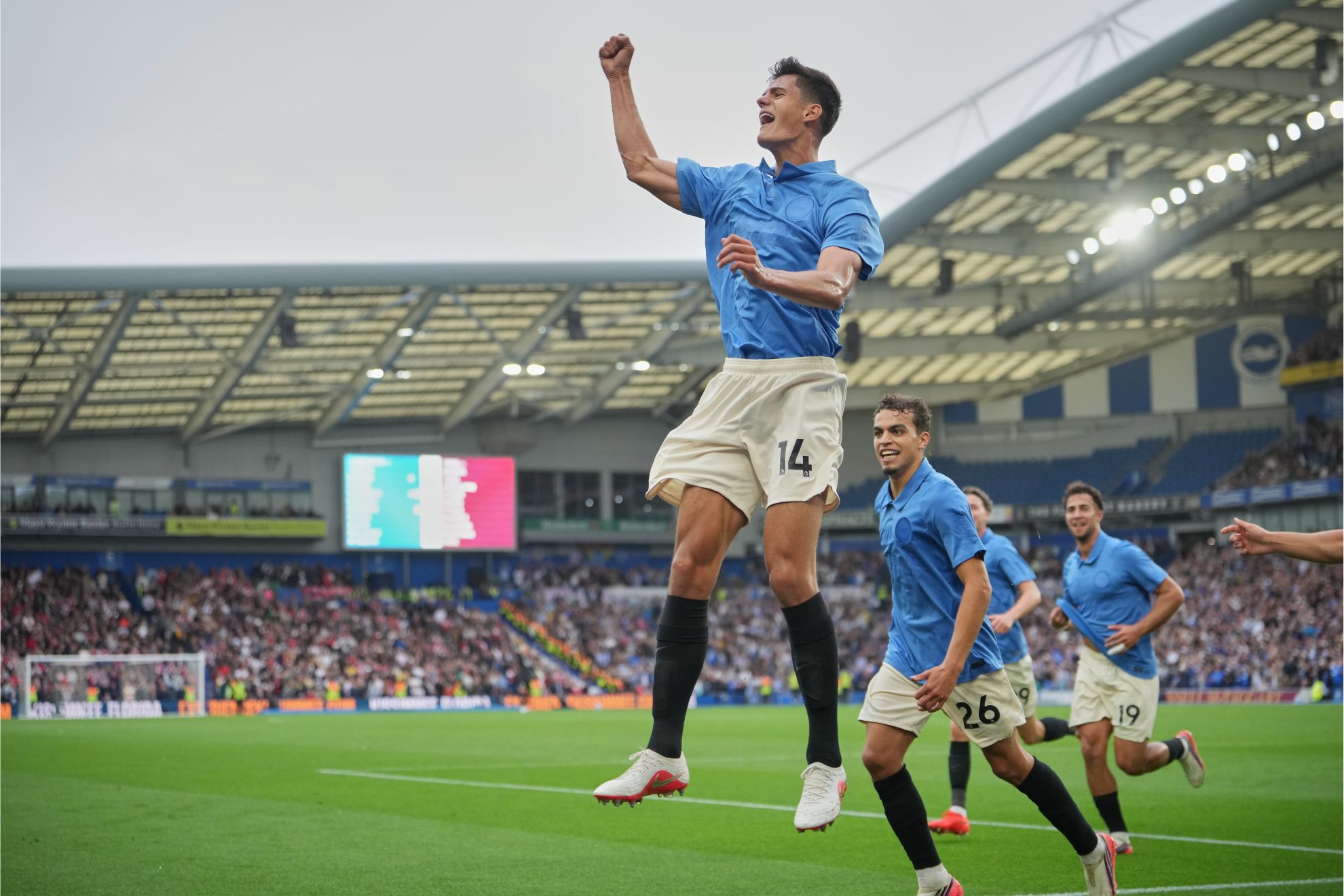 Chema Andrés celebra su gol contra el Arsenal